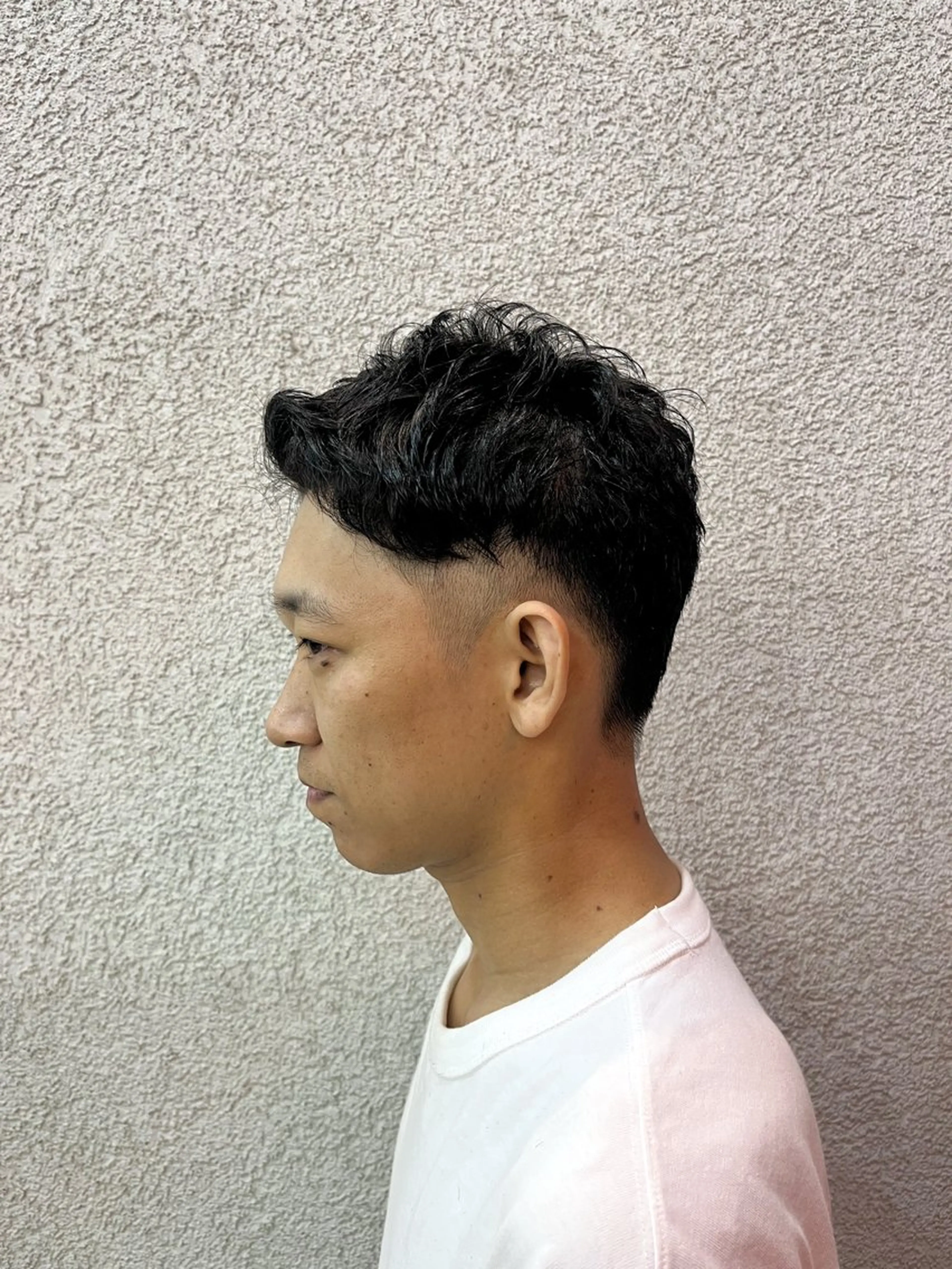 ショート メンズ ビジネス くせ毛 ハイライトをしない 白髪ぼかし/北浜のヘアスタイル