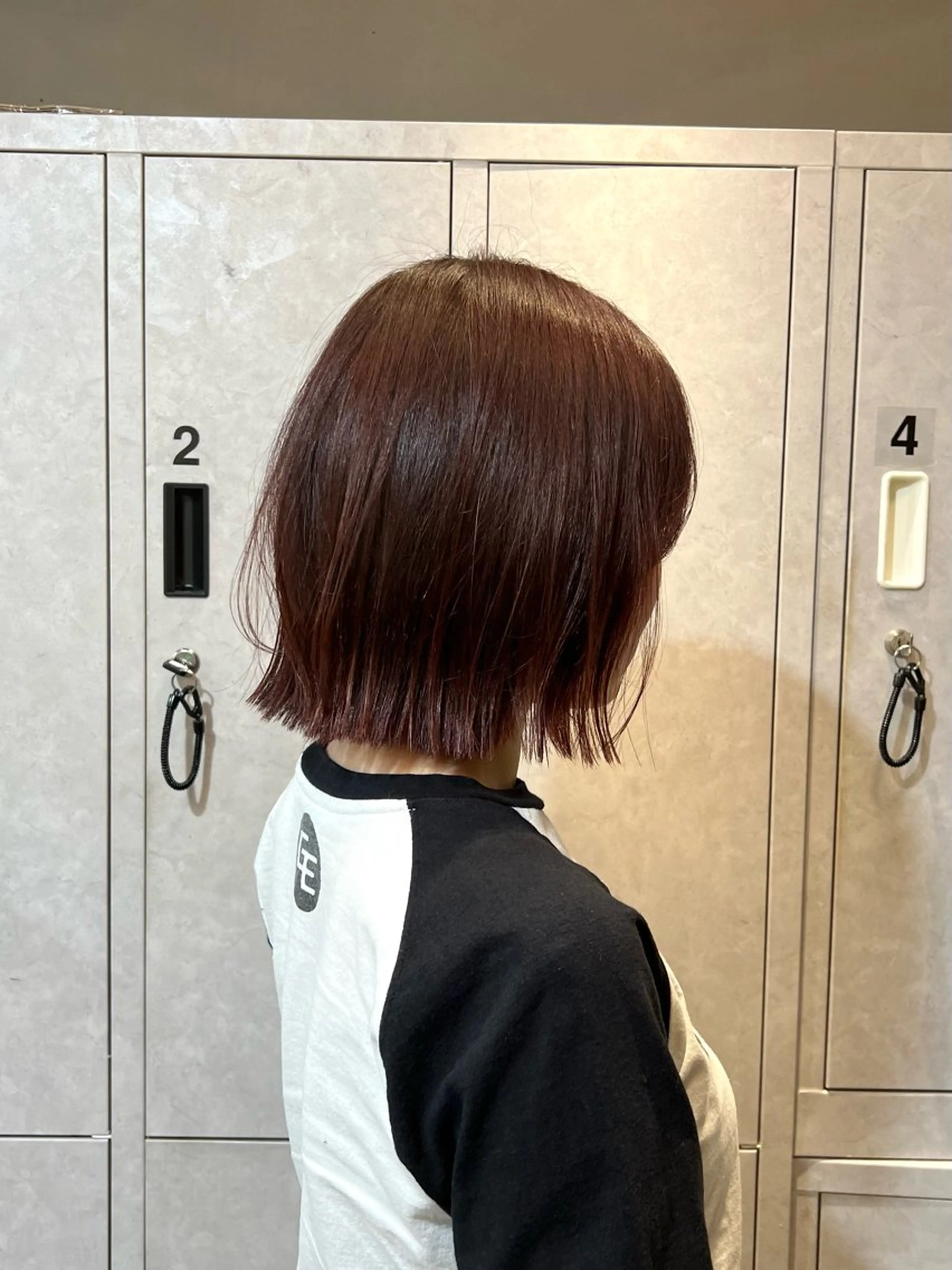 ショート カラー 切りっぱなしボブ ボブ 神戸ボブ✂️ ioe三宮/田 伸佳のヘアスタイル