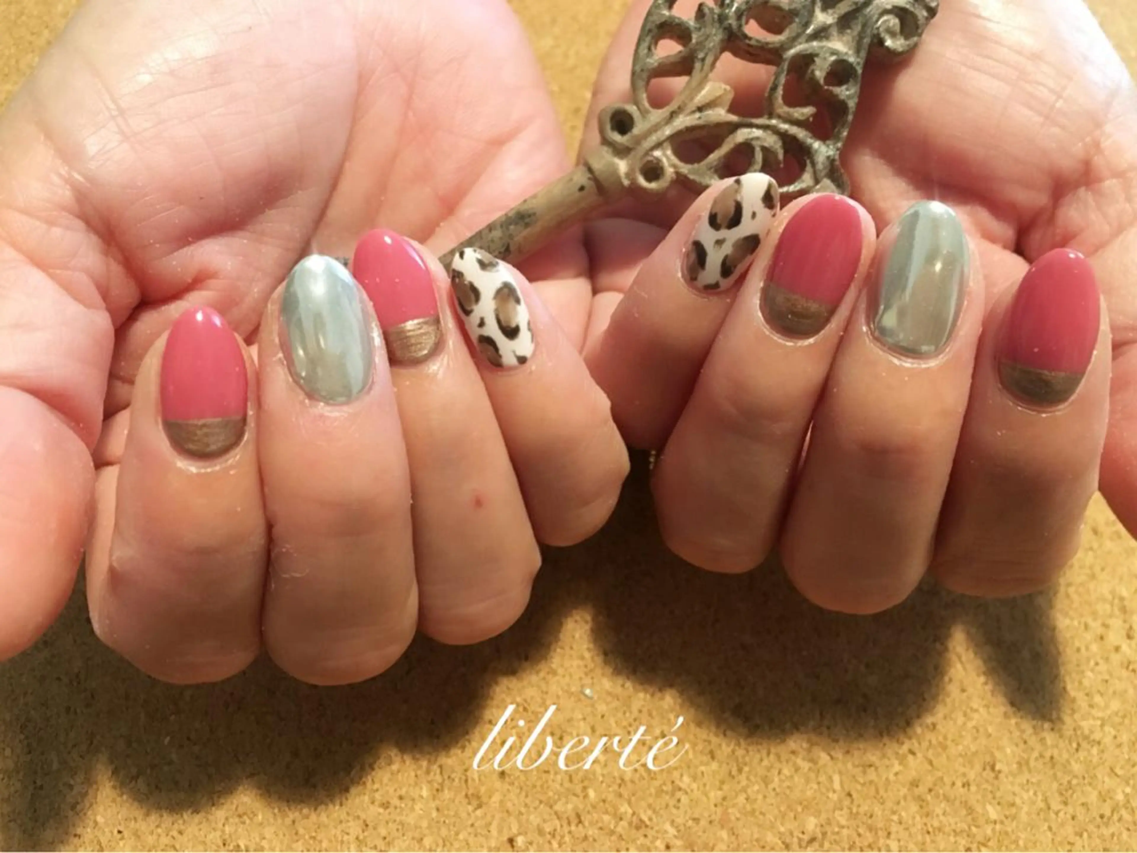 ネイル liberté (リベルテ)のネイルデザイン