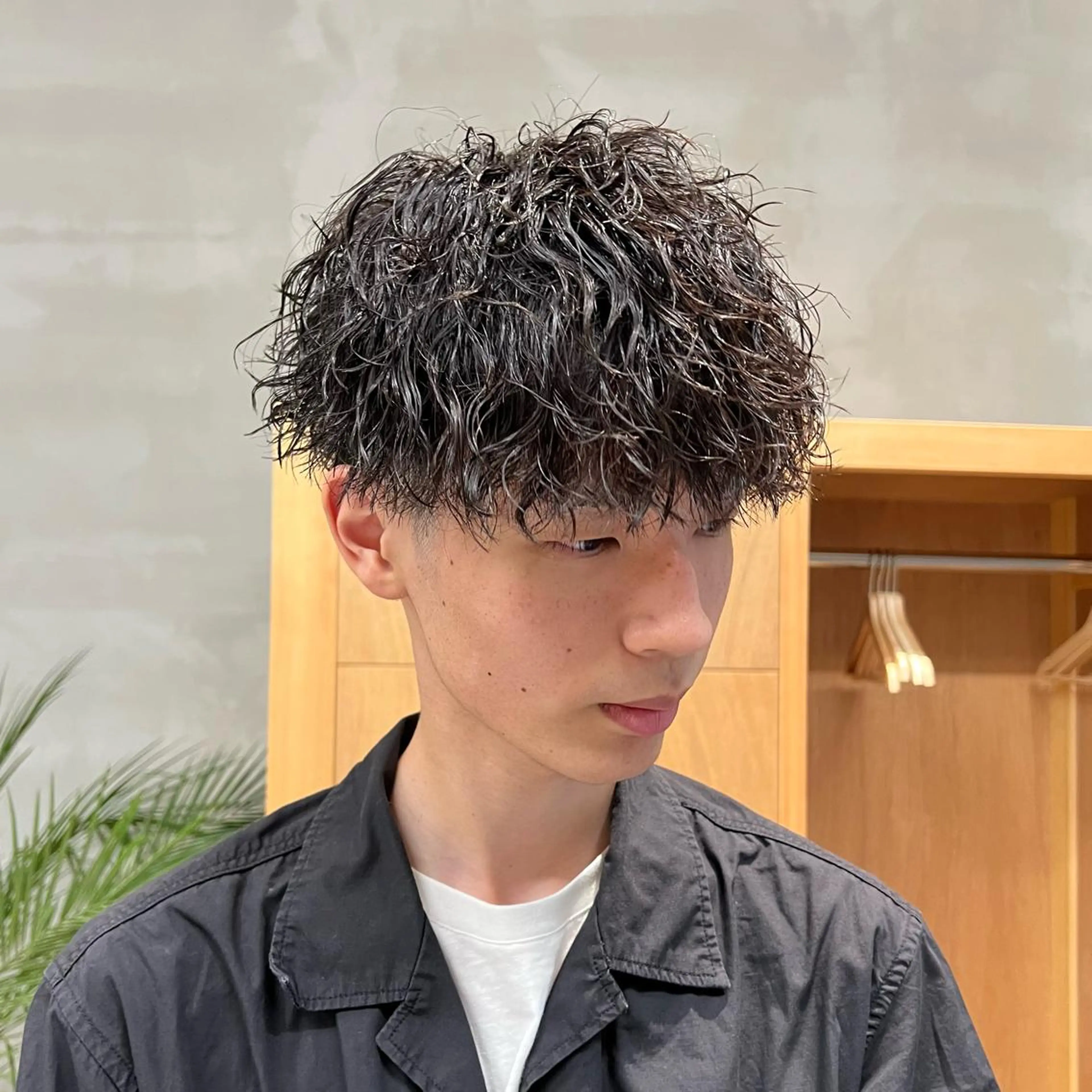 メンズ カット パーマ トリートメント 渥美祐耶 【メンズカット】のヘアスタイル