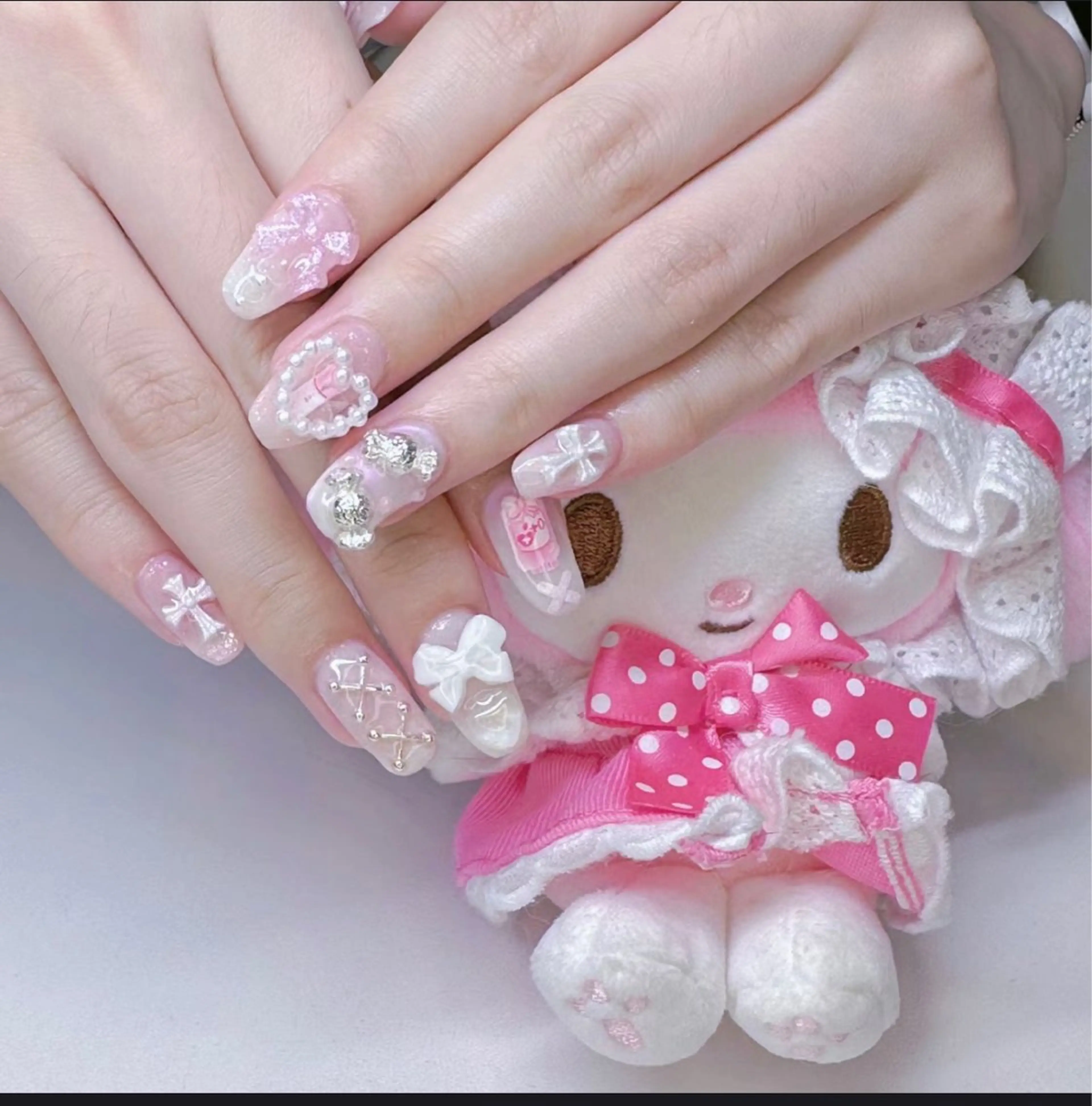 ネイル ハンドネイル ハンドケア 🍑 momo_nailのネイルデザイン