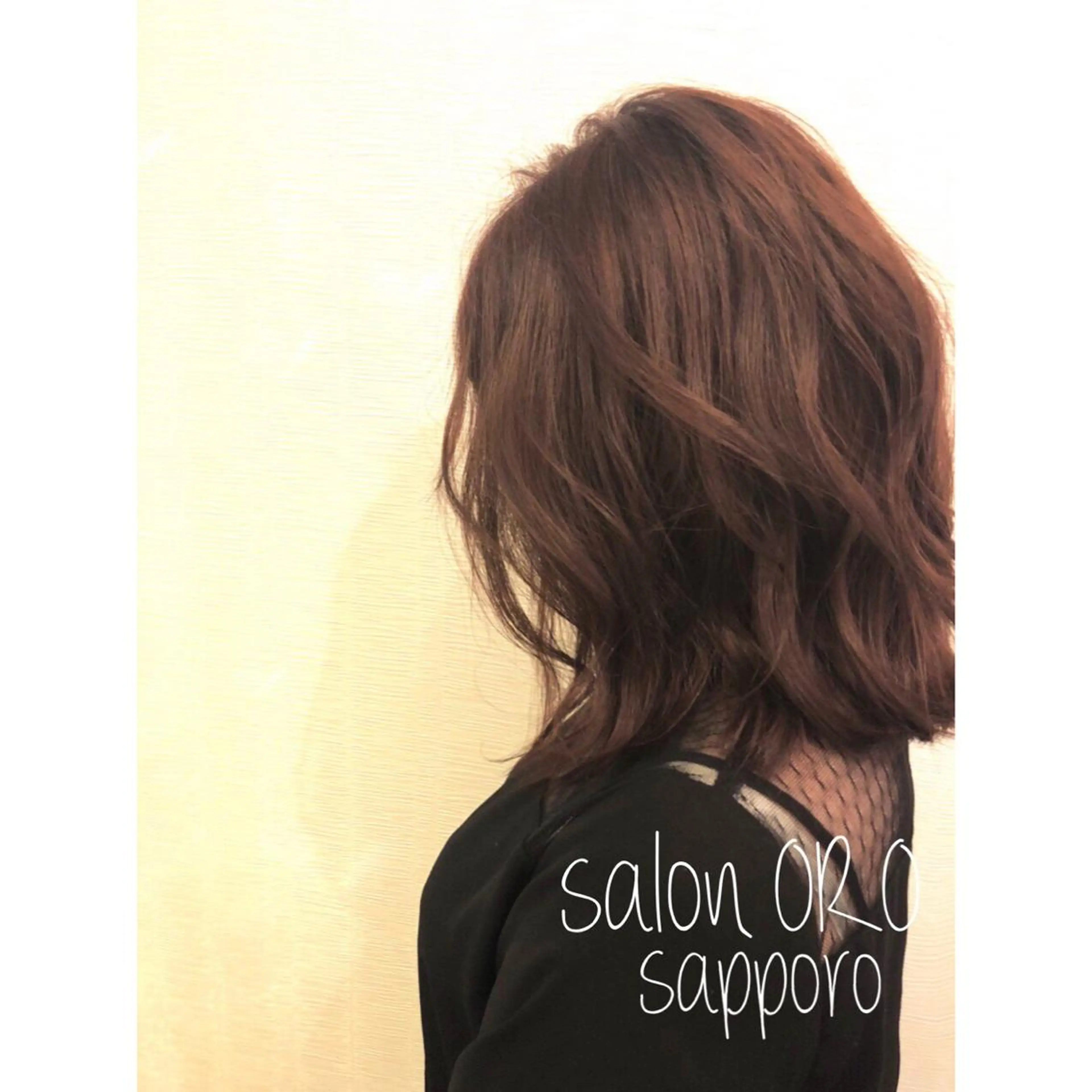 ミディアム カラー 平川 友希子のヘアスタイル