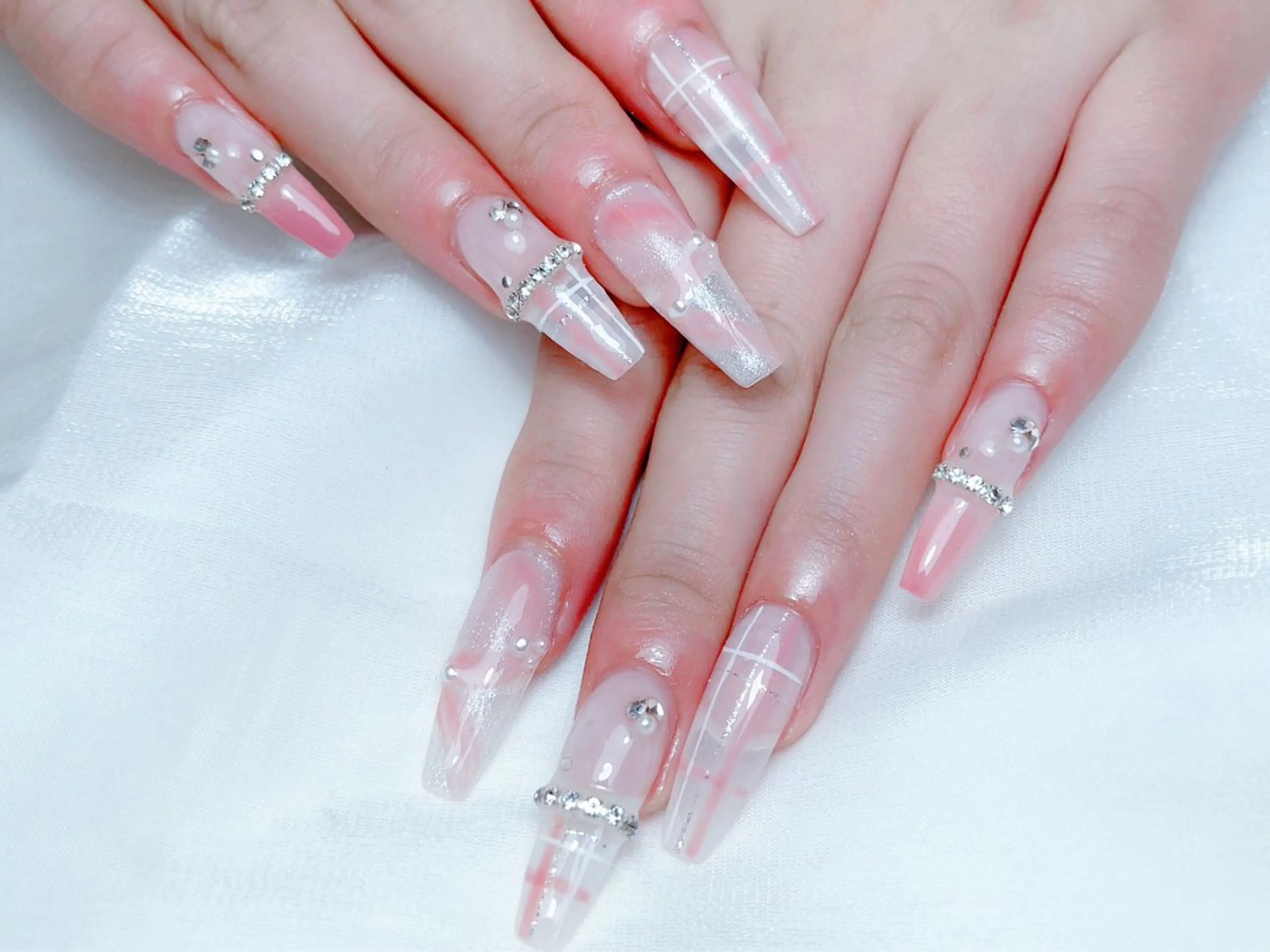 ネイル ハンドネイル M🌷nail 長さだし専門店のネイルデザイン