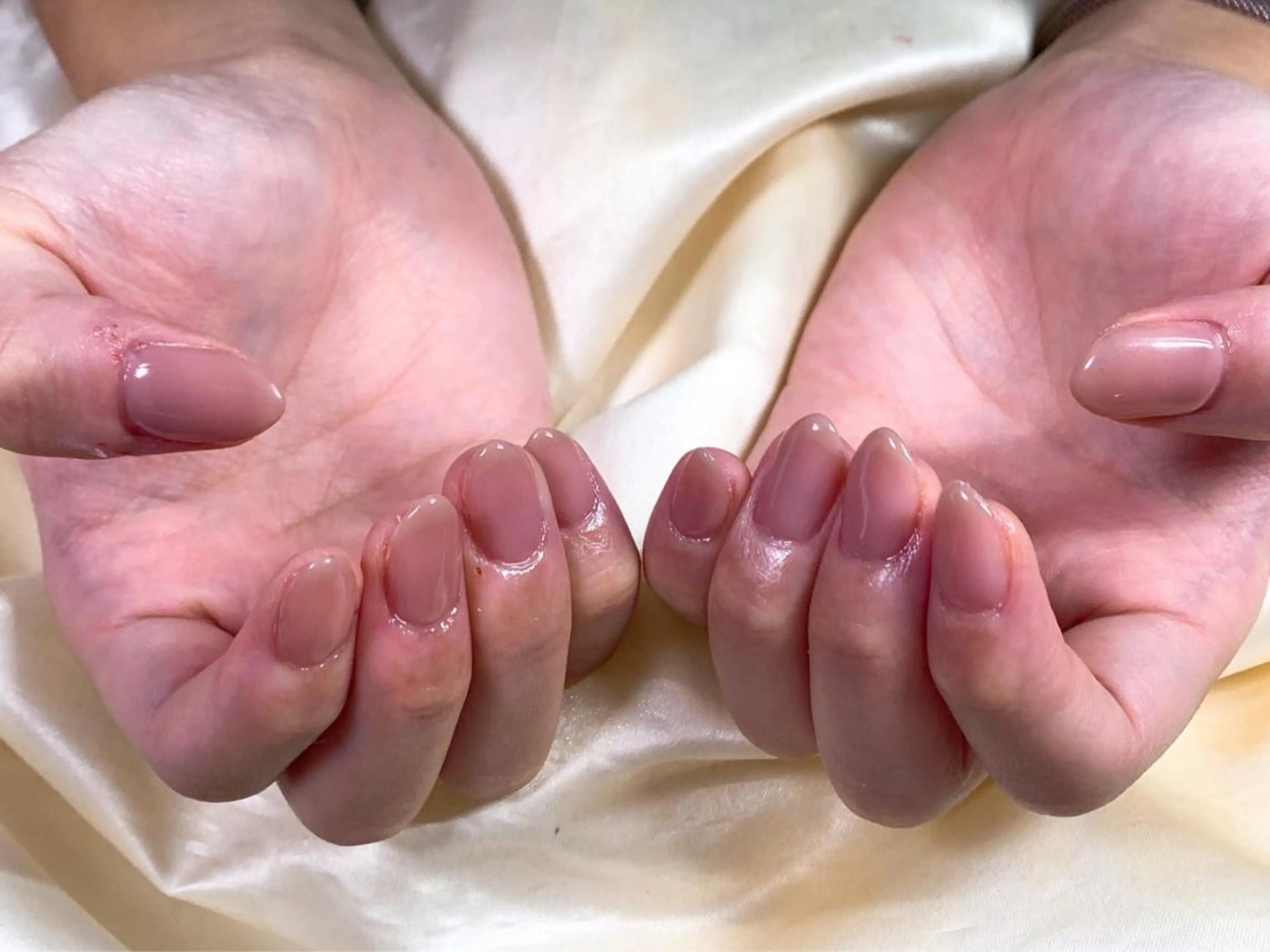 ネイル フットネイル ジェルネイル 韓国ネイル マグネットネイル ミラーネイル ハンドネイル mogunail &blowのネイルデザイン