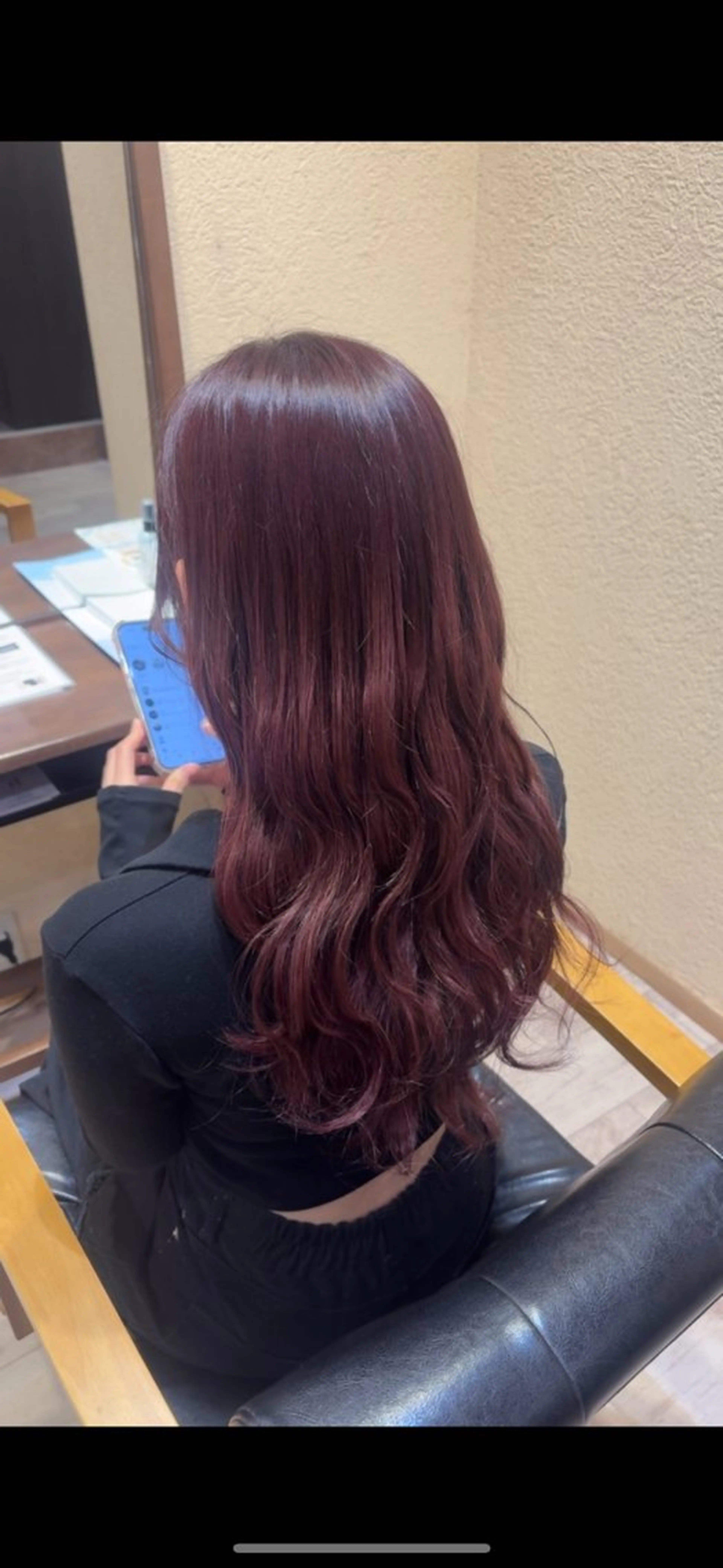 ロング カラー レッドカラー ヘアカラー 棚邊 くるみのヘアスタイル
