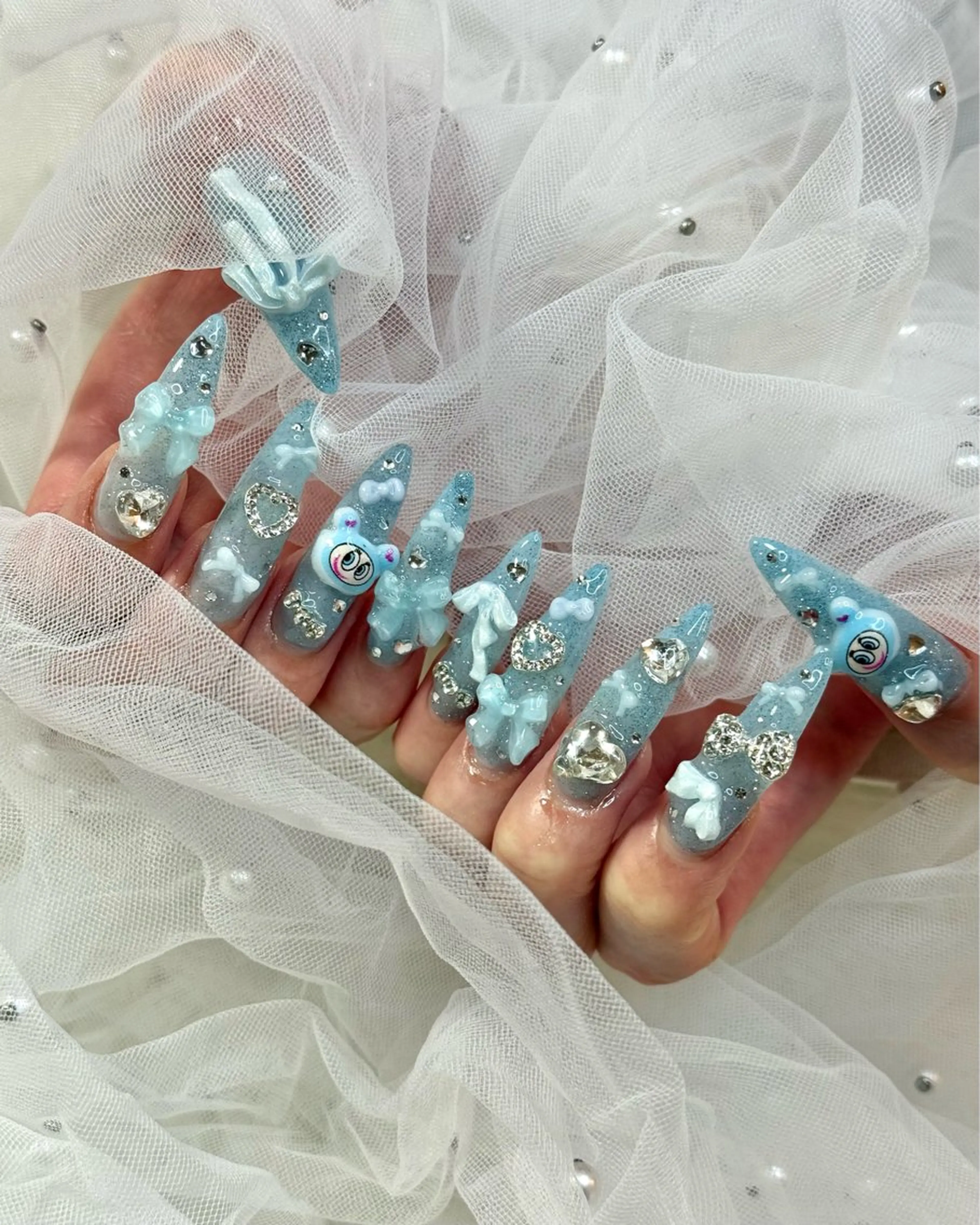 ネイル Maggie ✴︎Aliceのネイルデザイン