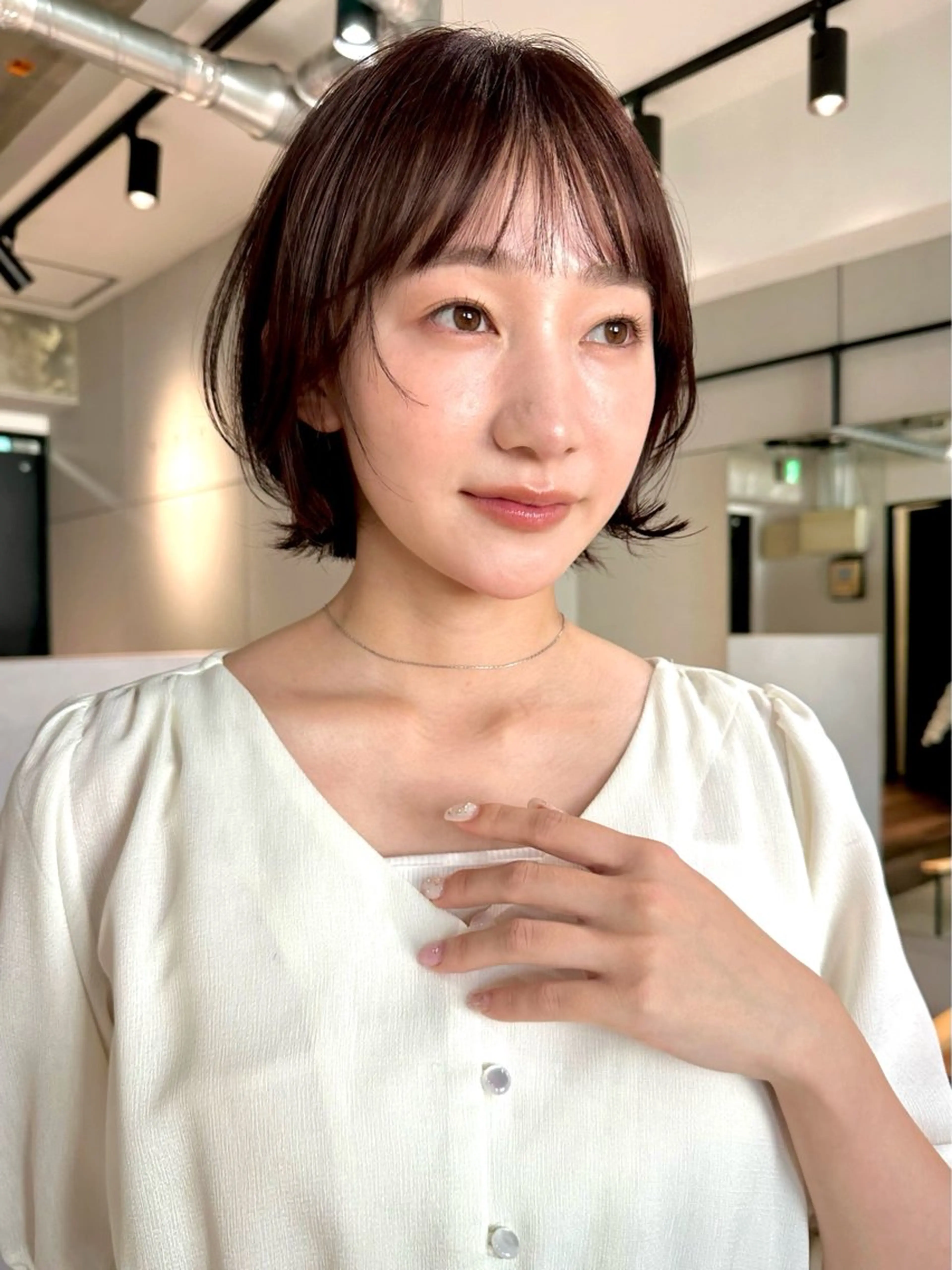 ショート カラー パーマ 🫧小顔×似合わせ× 透明感カラー🫧のヘアスタイル