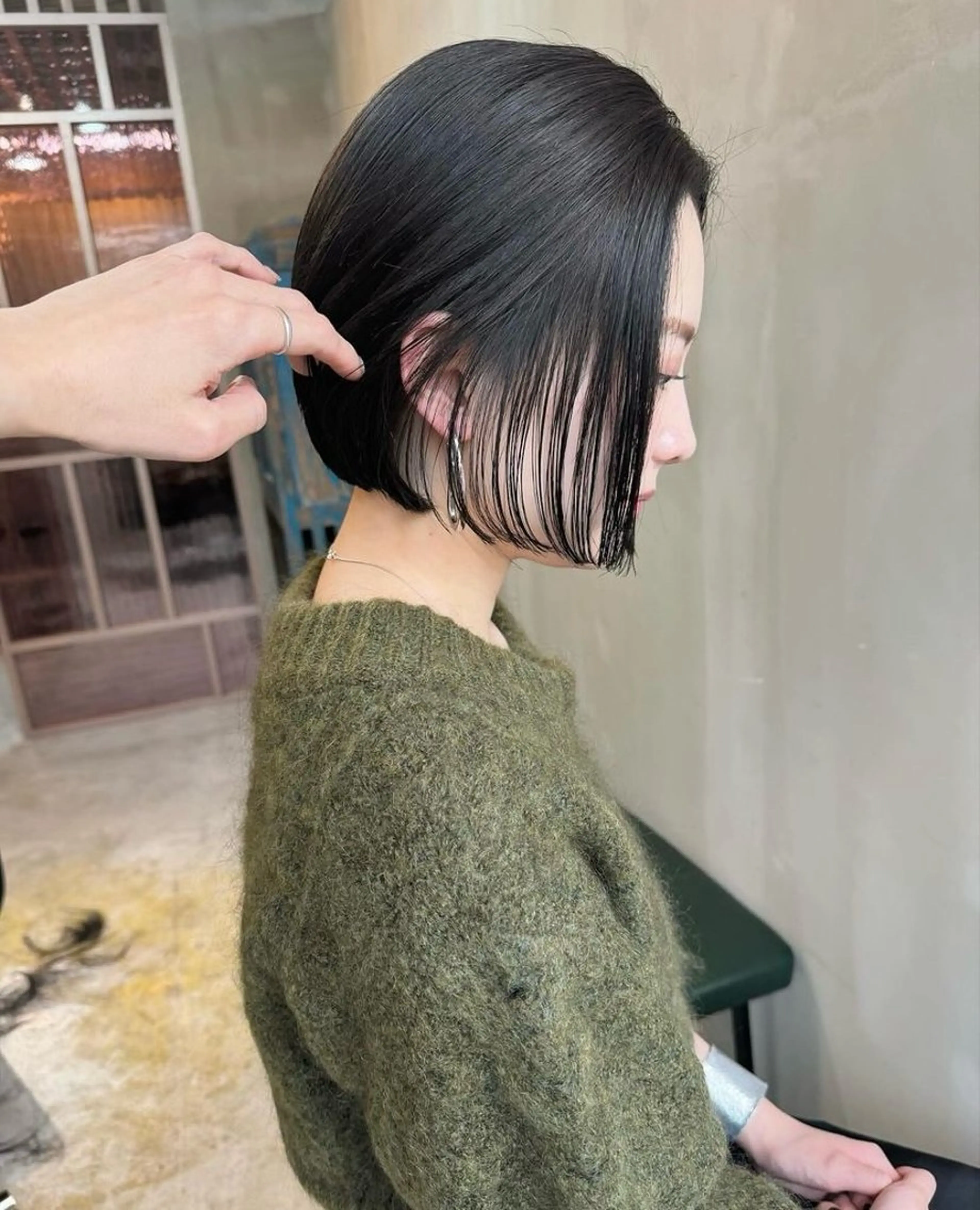 ショート ボブ 透明感/グレージュ/ レイヤー/ 青空のヘアスタイル