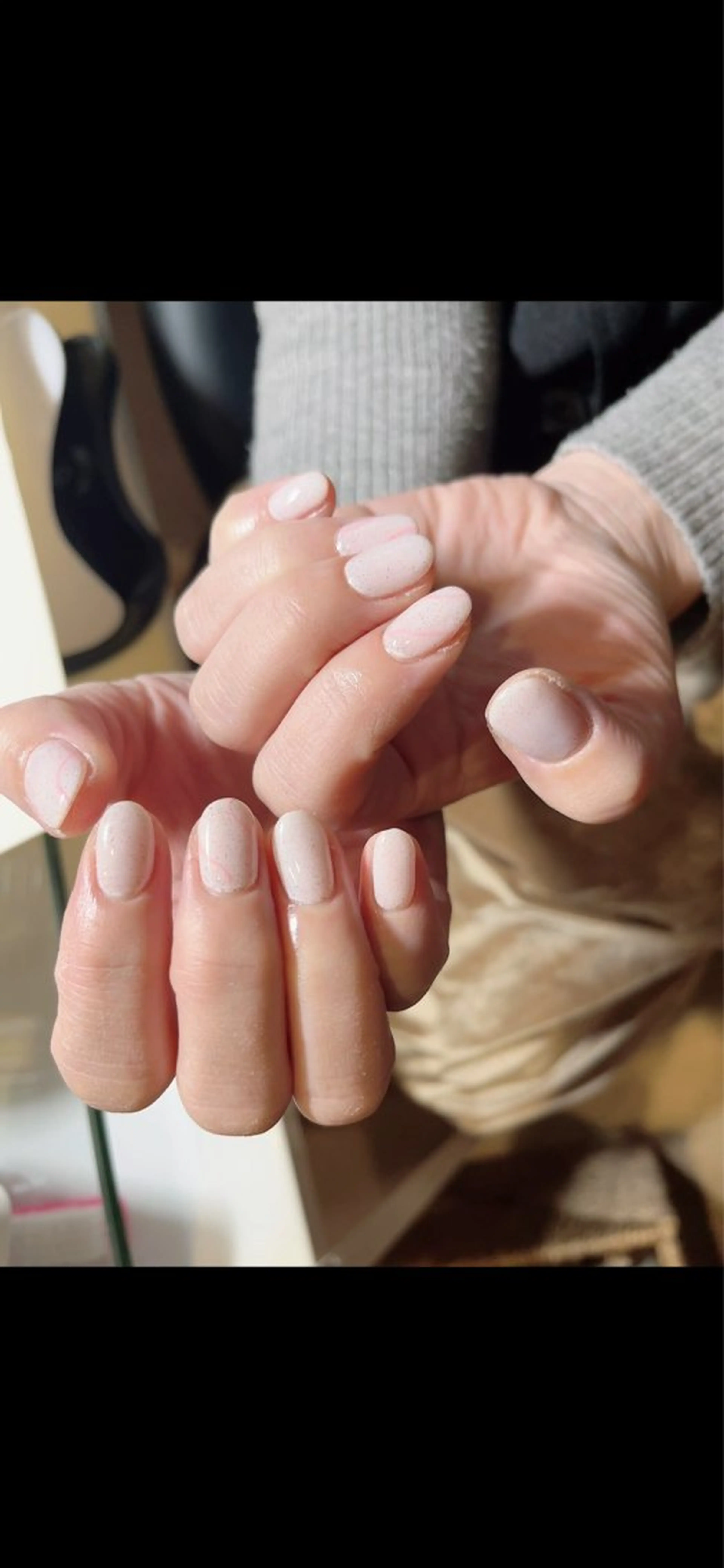 ネイル ワンカラーネイル ハンドネイル enu beauty salon所属・enu beauty salonのマツエク・マツパデザイン