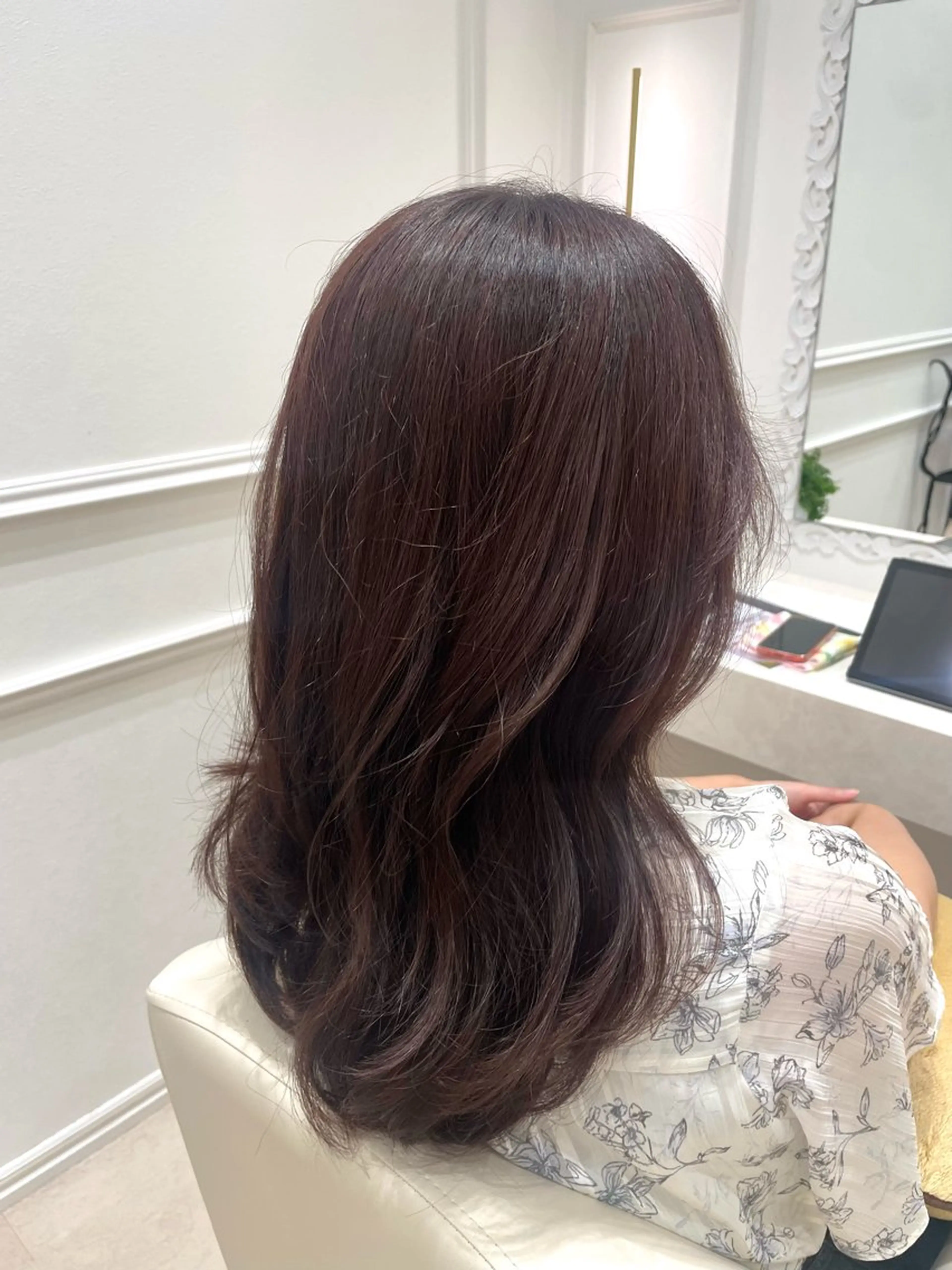 カラー FEERIE 晴海店 荒木優菜のヘアスタイル