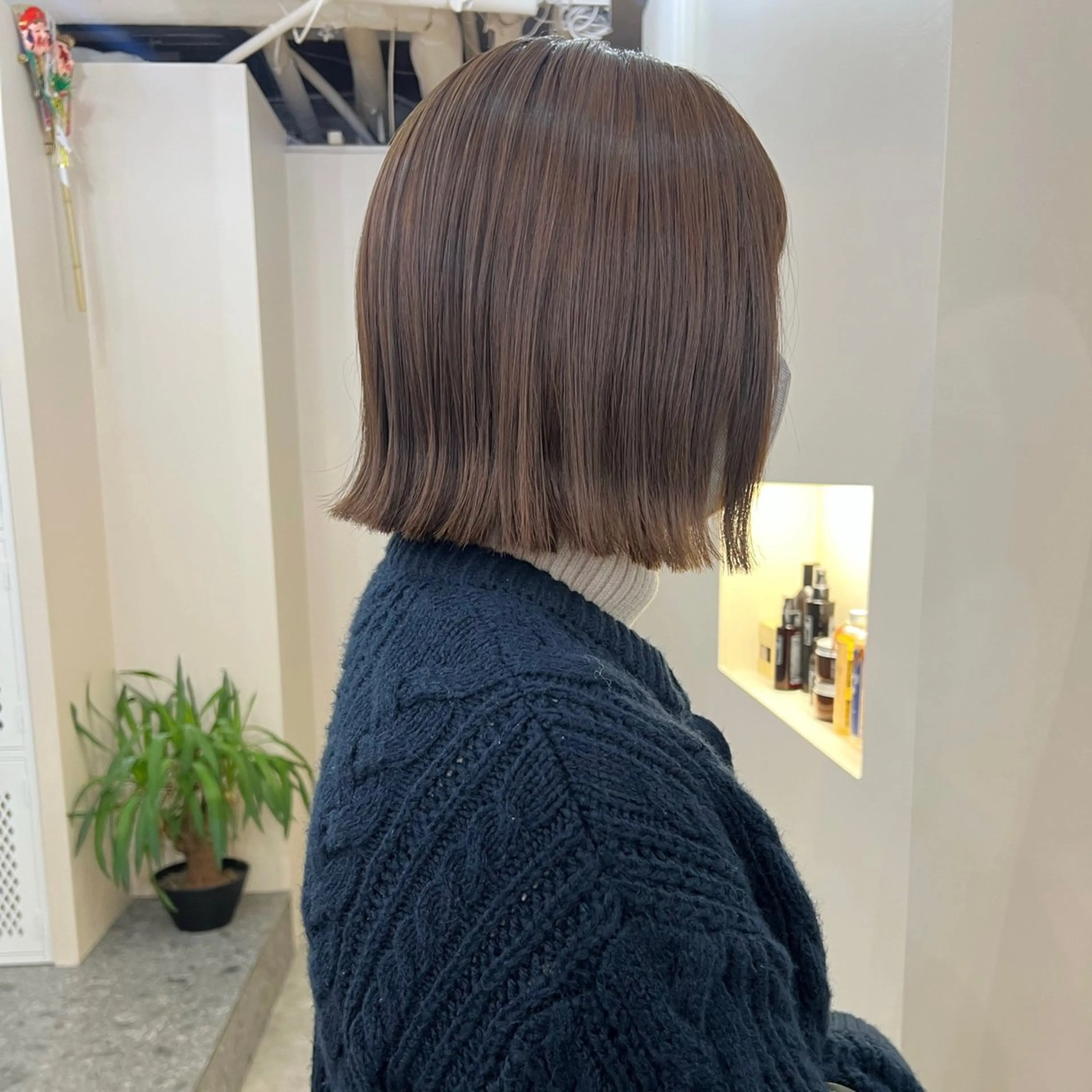 ショート カラー アッシュ 透明感カラー ボブ トリートメント カット ヘアカラー トリートメント 透明感カラー/顔周り 臼井逸美のヘアスタイル