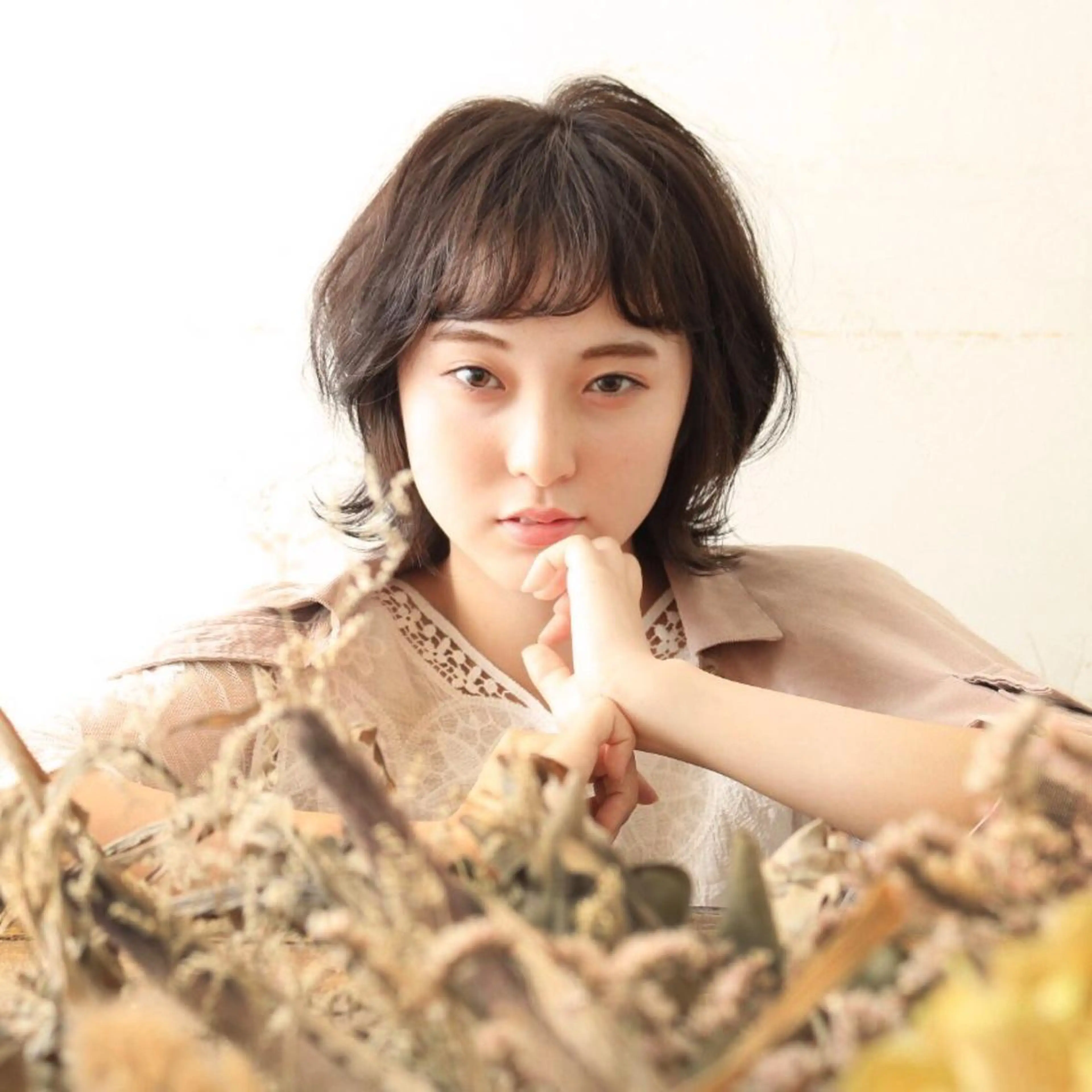 ショート カラー ヘアアレンジ ゆさこのか ダブルカラー／縮毛のヘアスタイル