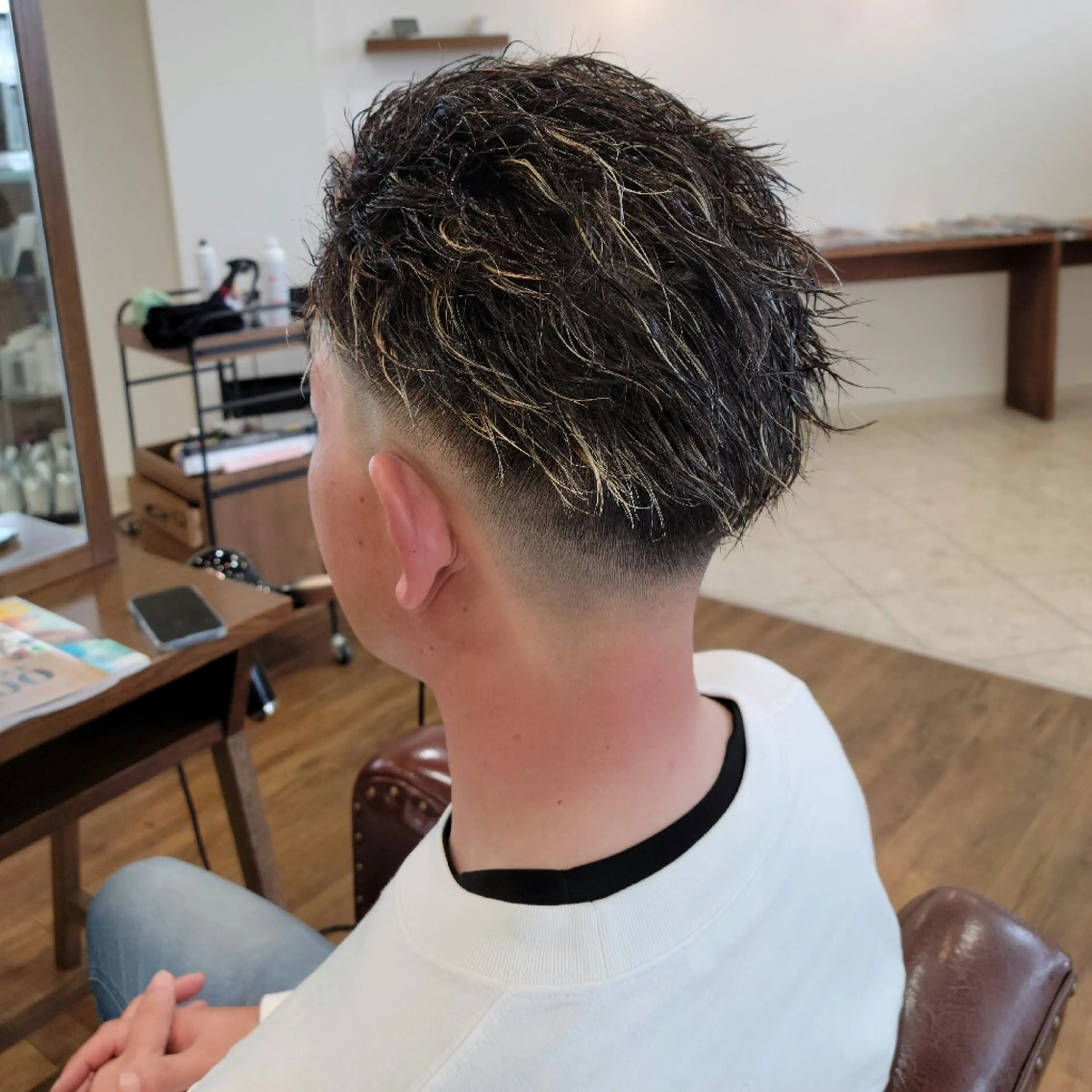 パーマ メンズ カラー 中川 秀明のヘアスタイル
