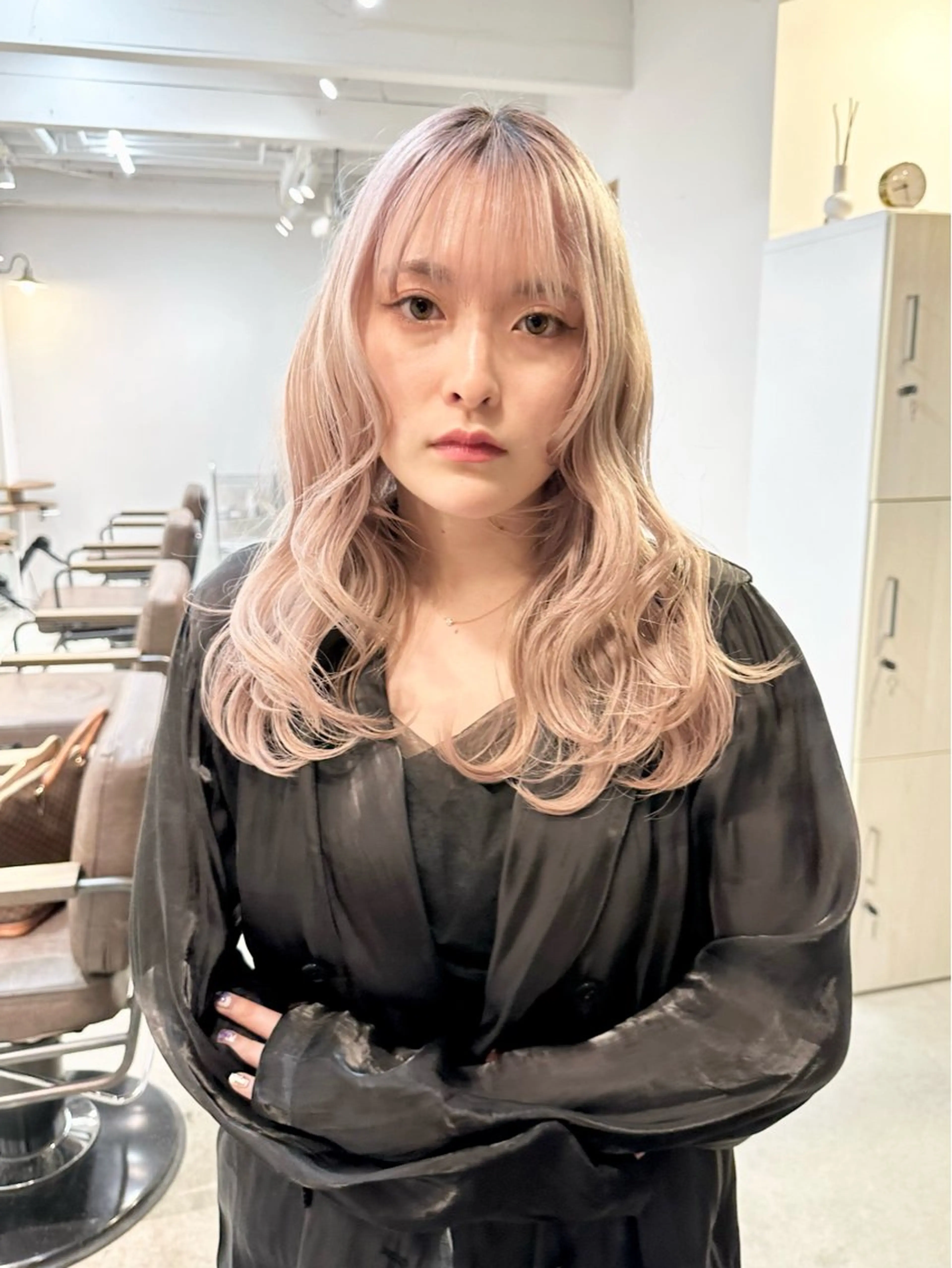 ミディアム カラー ヘアカラー トリートメント kai .のヘアスタイル