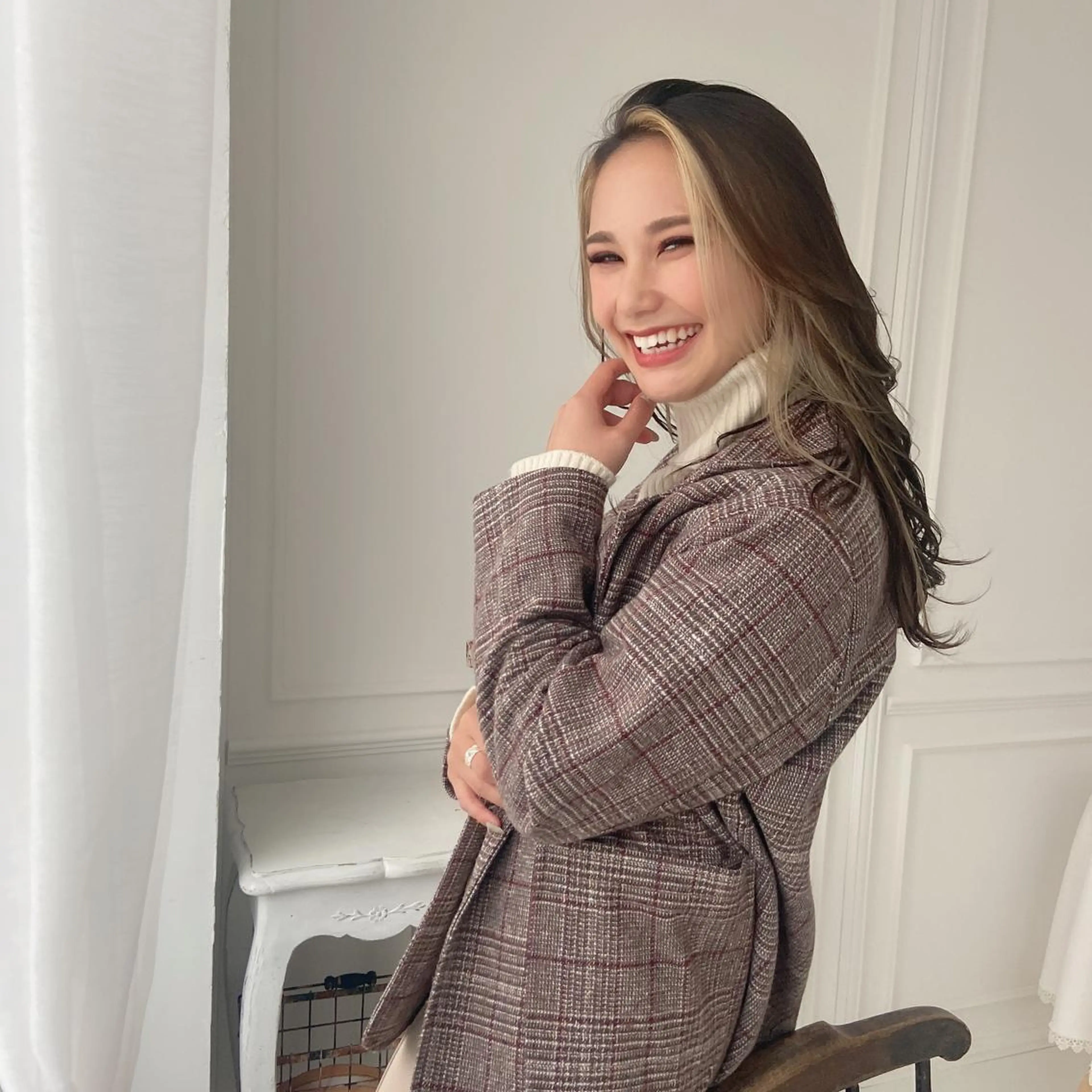 ロング カラー ヘアアレンジ 斎藤 彩香のヘアスタイル