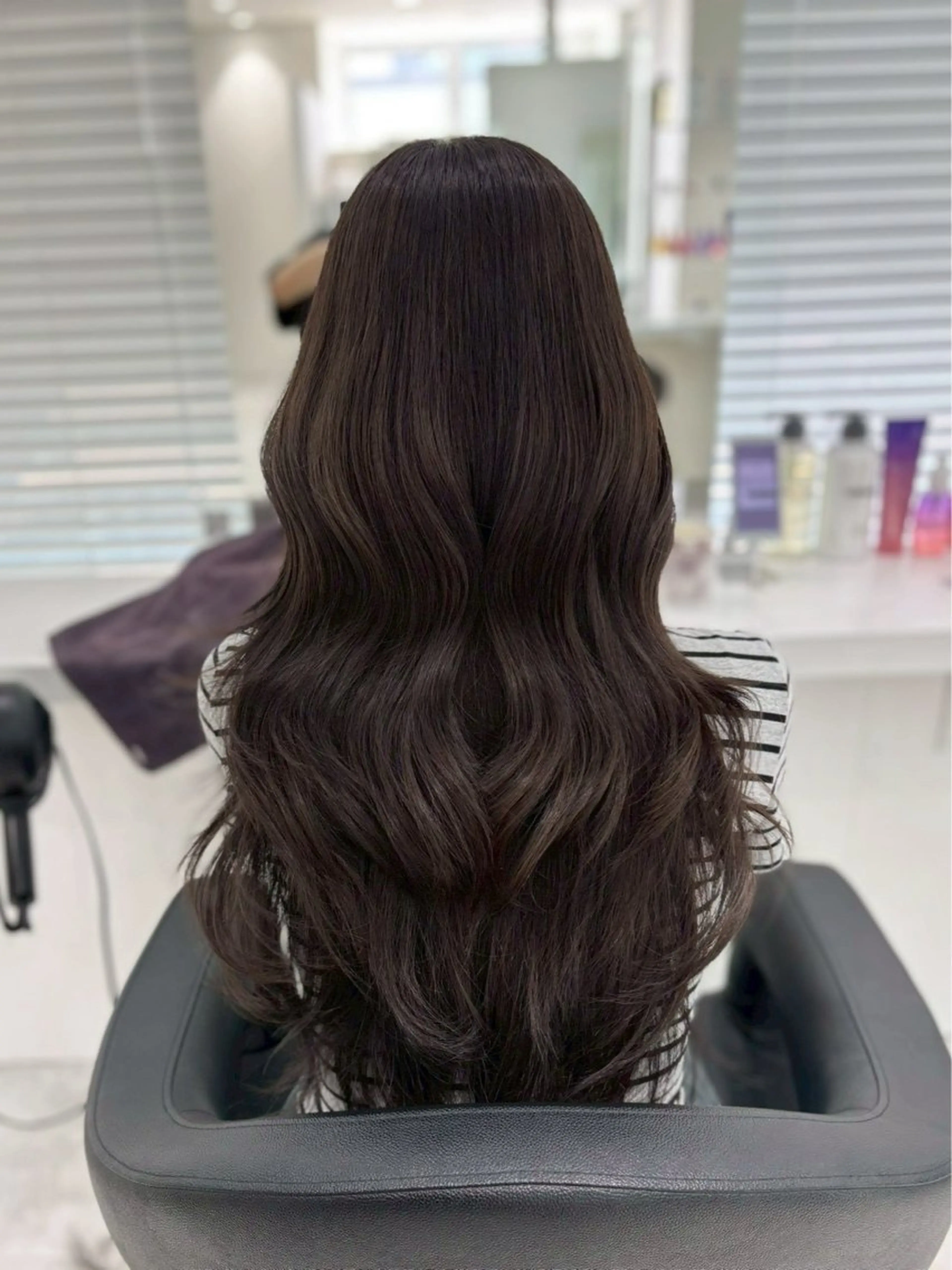 ロング カラー ブリーチ ダブルカラー ブリーチなしカラー ヘアカラー 🧸うる艶ブラウン sego🧸のヘアスタイル