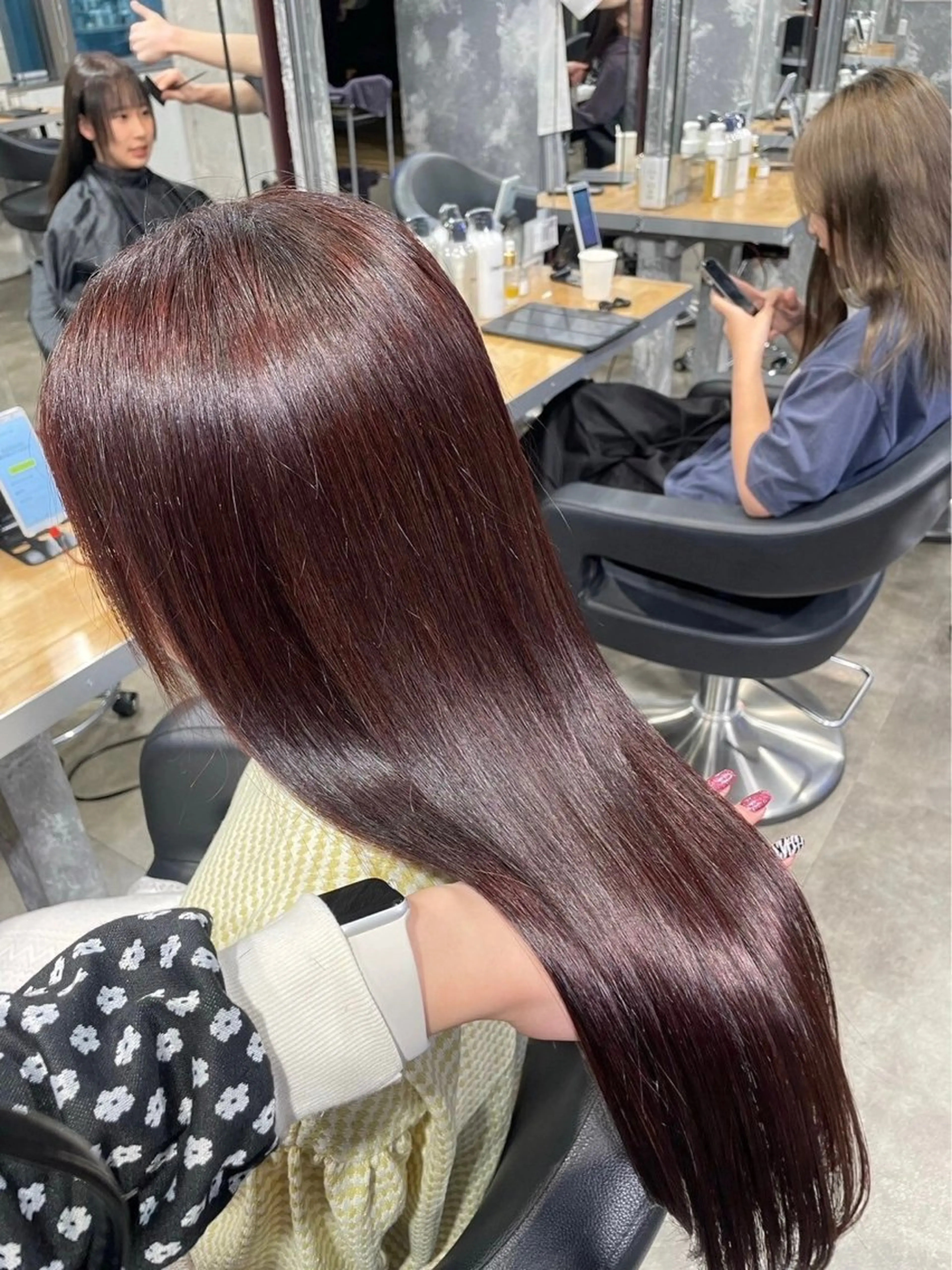 ロング カラー ヘアカラー トリートメント 上品モテヘア🩶 karen🩶のヘアスタイル