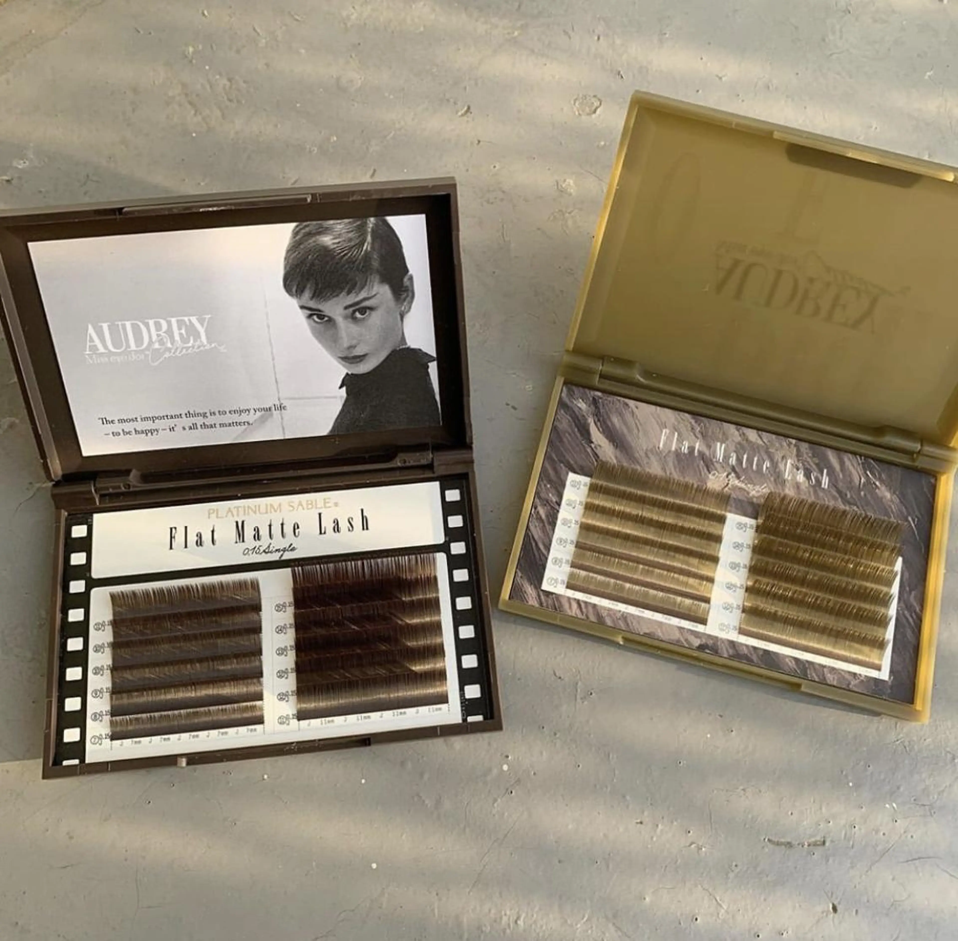 マツエク・マツパ フラットラッシュ Crescent Eye 三軒茶屋店のマツエク・マツパデザイン