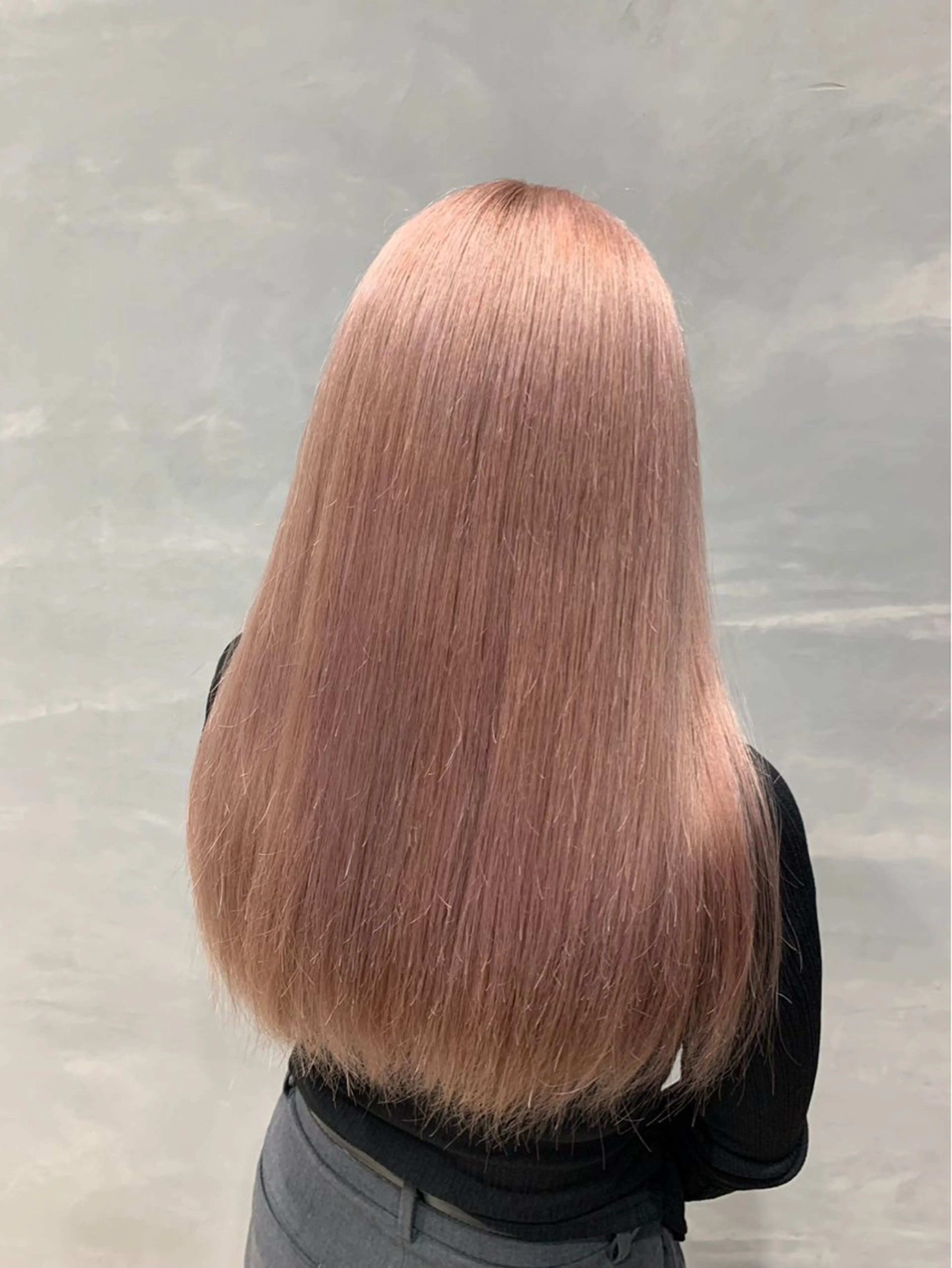 カラー カラーモデル Takahataのヘアスタイル