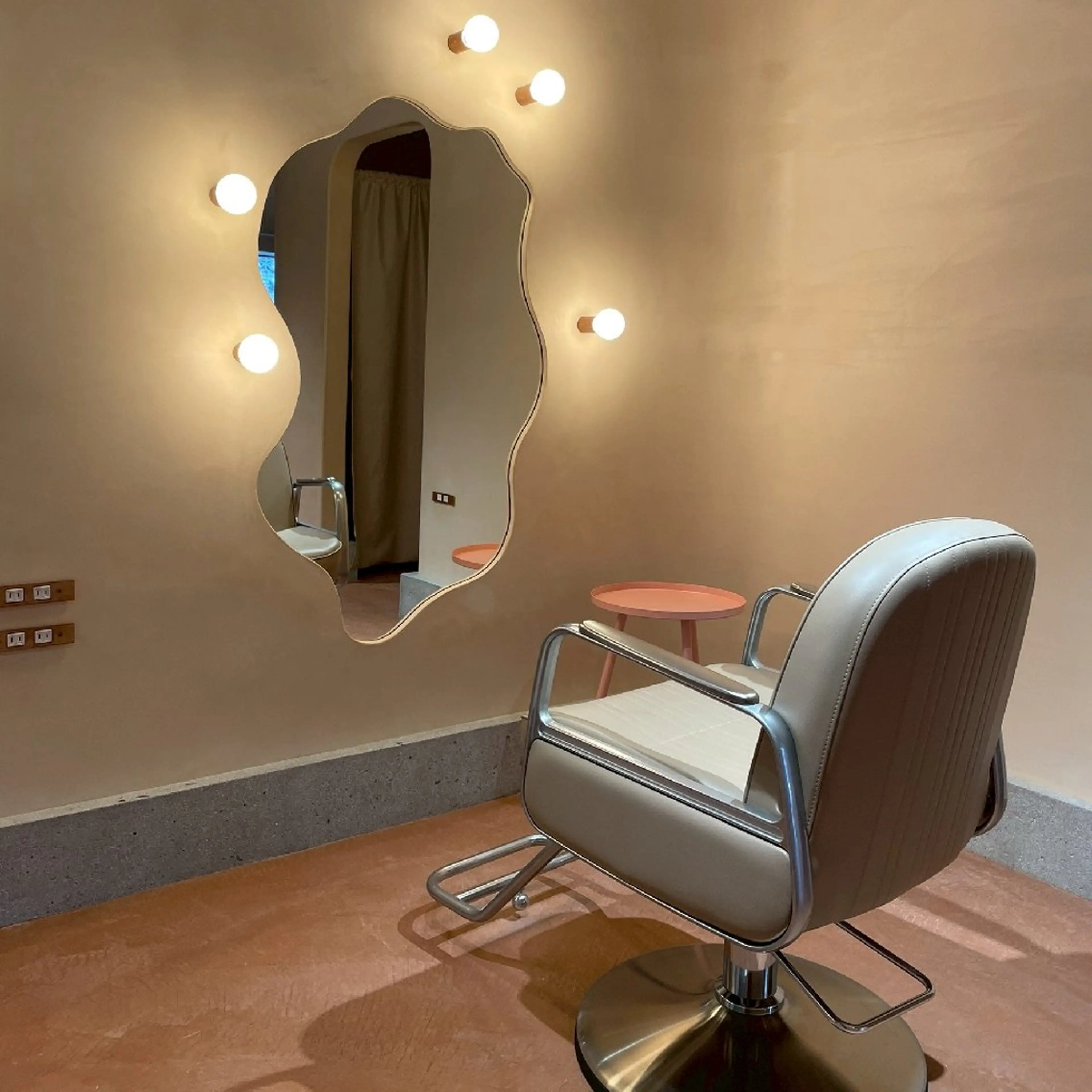 川原田麻衣【薬院/平 尾/高宮】透明感🫧のヘアスタイル