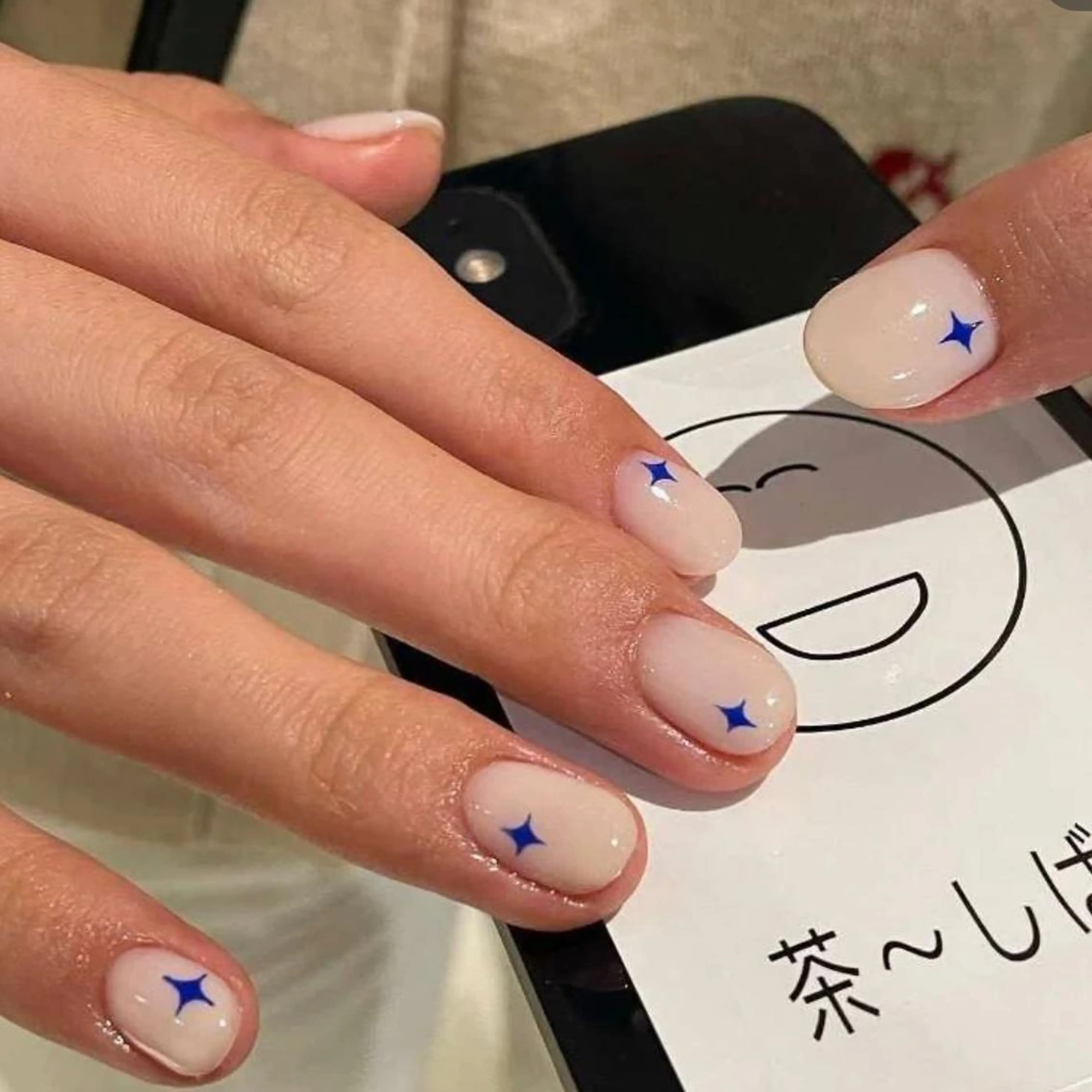ネイル ハンドネイル Queens みなみのネイルデザイン
