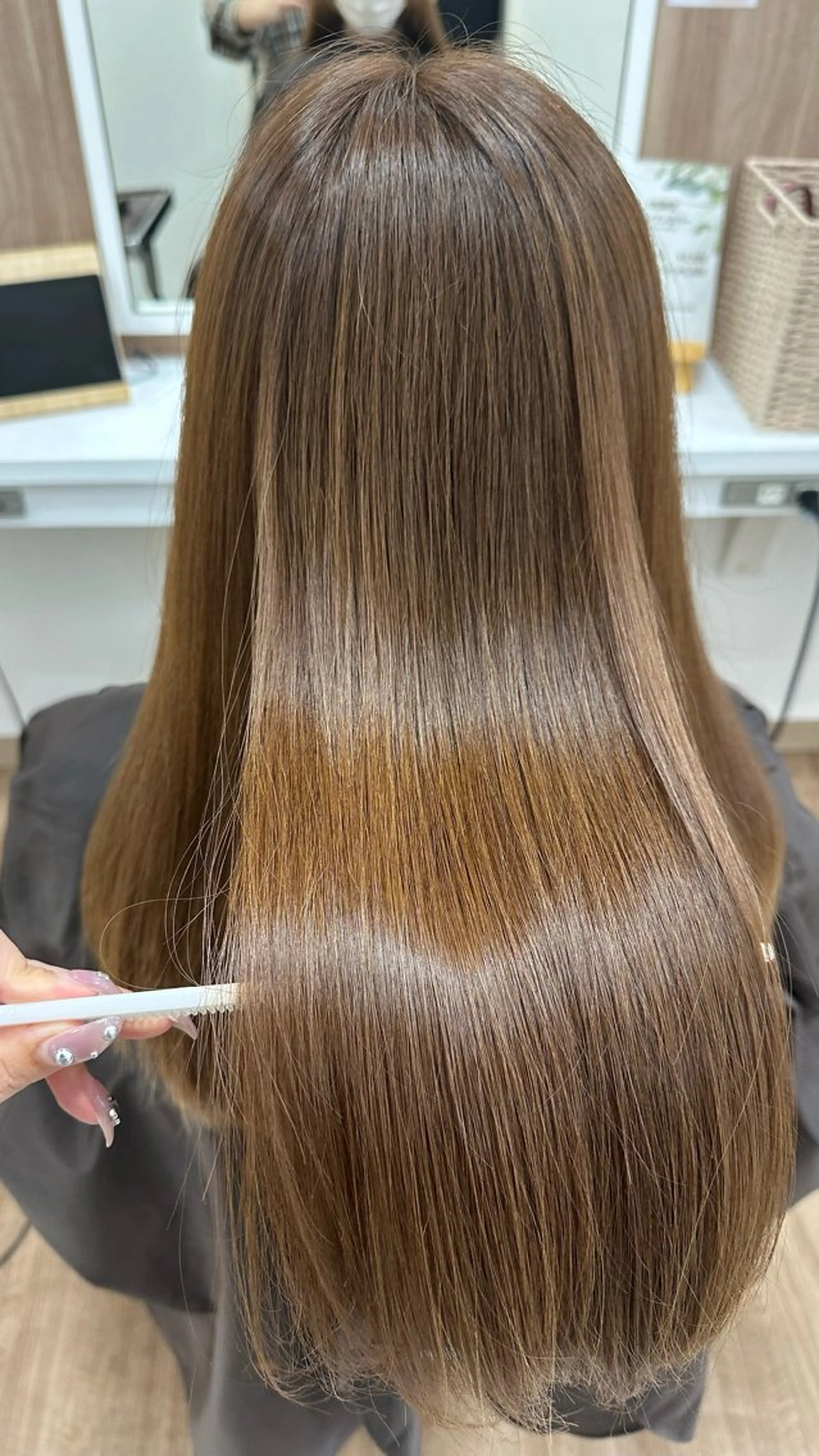 ロング カラー 斎藤 みくのヘアスタイル