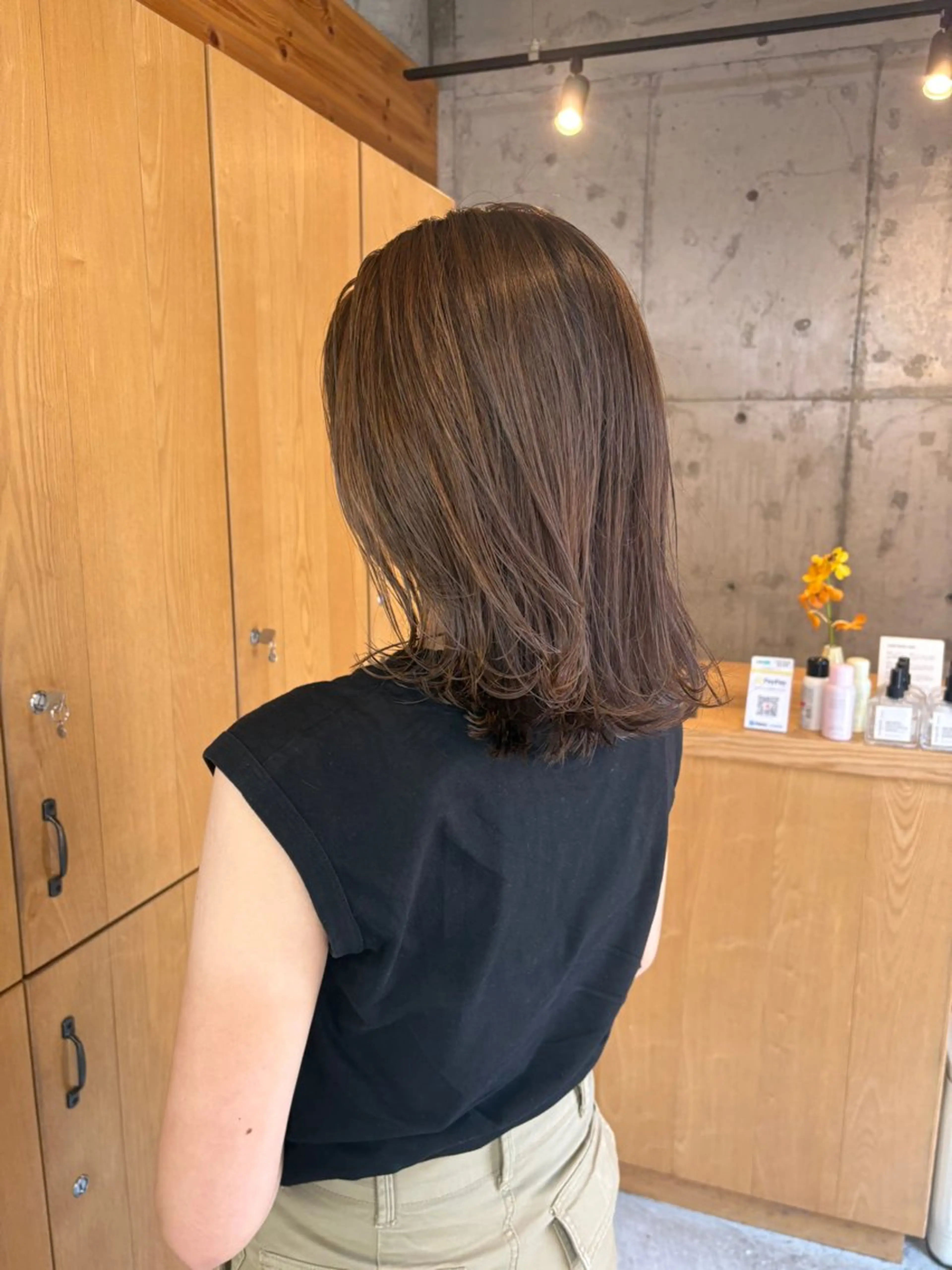 ミディアム カット ヘアカラー 枚方美容師/ スパニスト/東本真菜のヘアスタイル