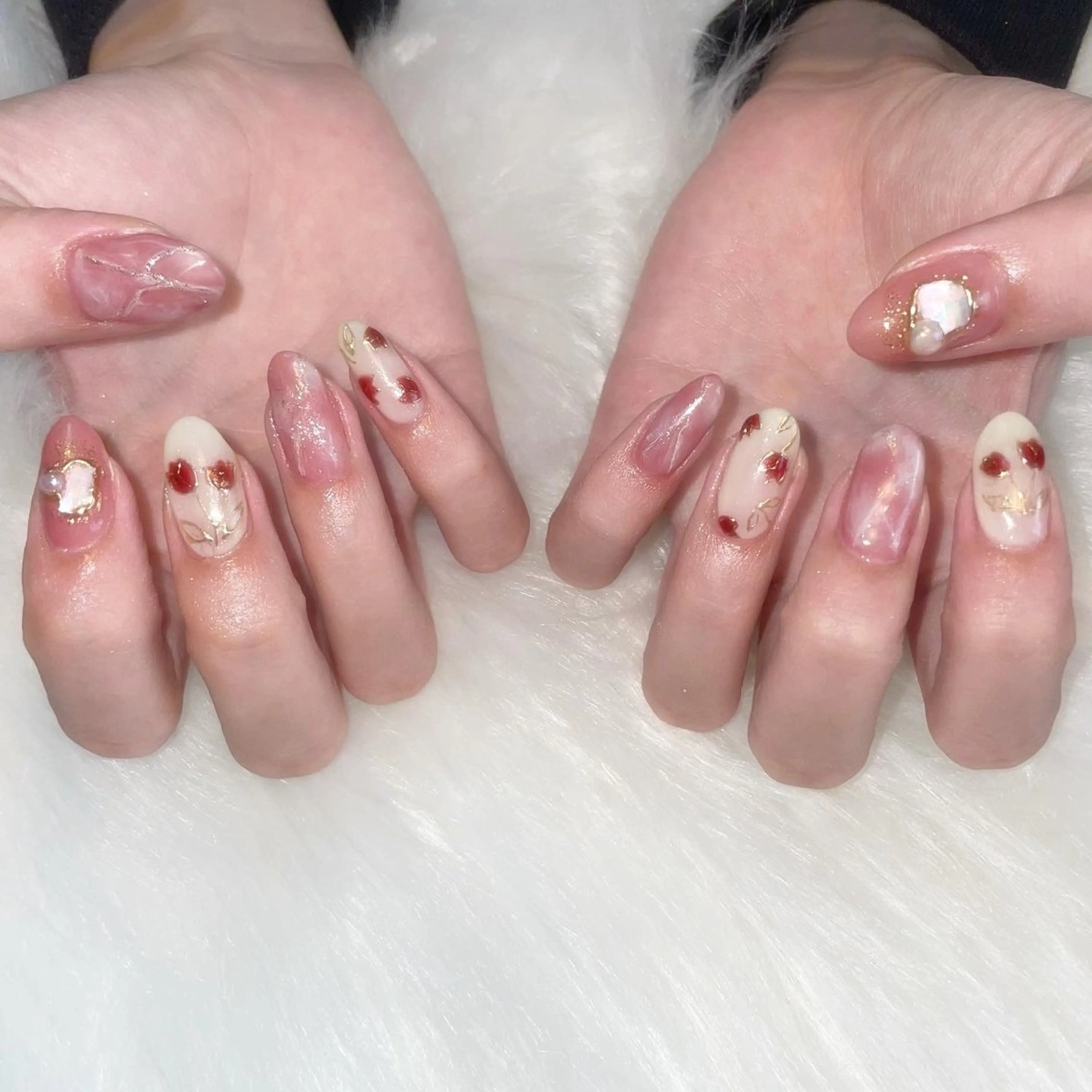 ネイル ハンドネイル ゴテゴテ💙ワンホン リオナのネイルデザイン