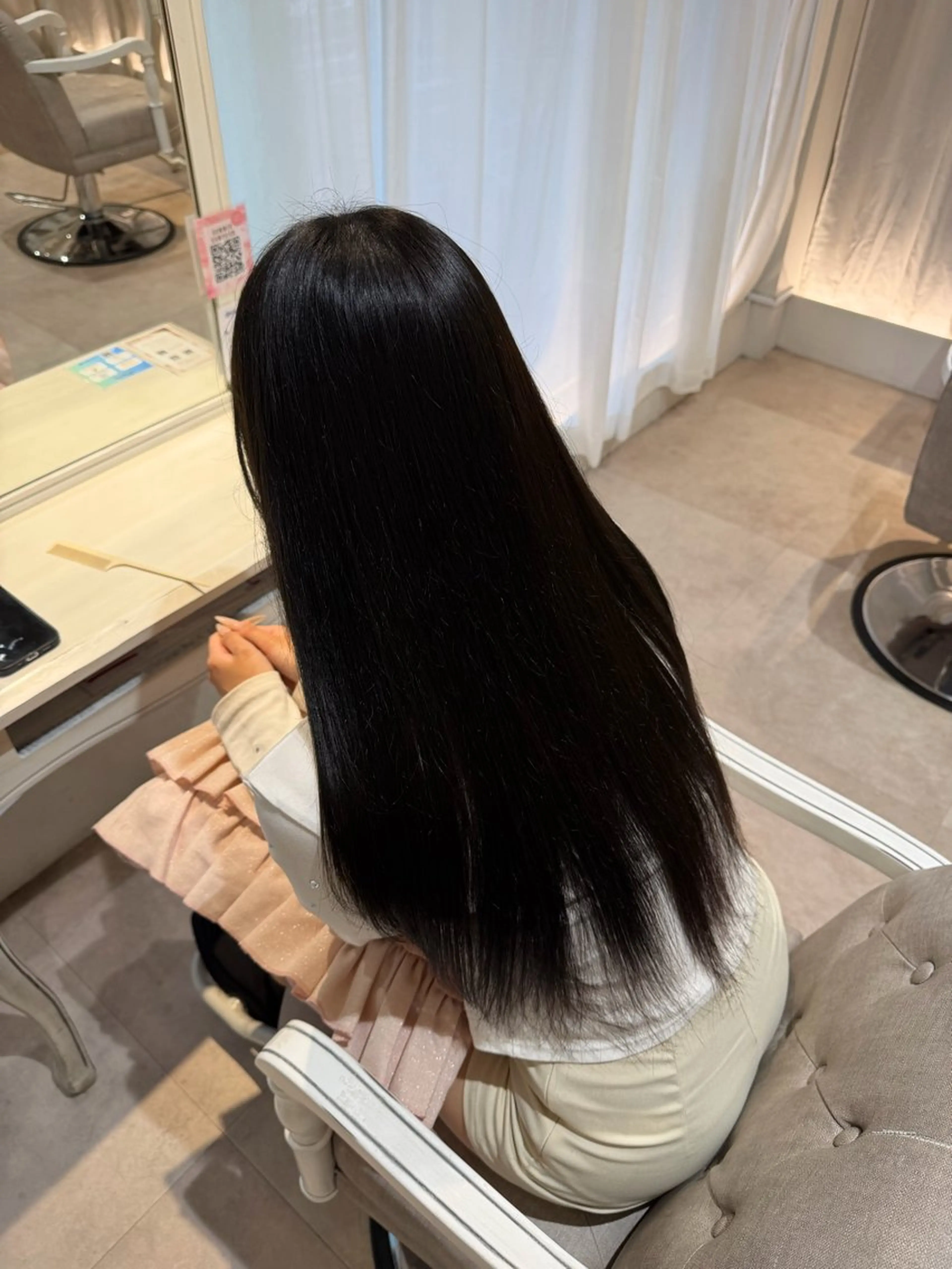 ロング カット ヘアカラー CreBiA ひなたのヘアスタイル