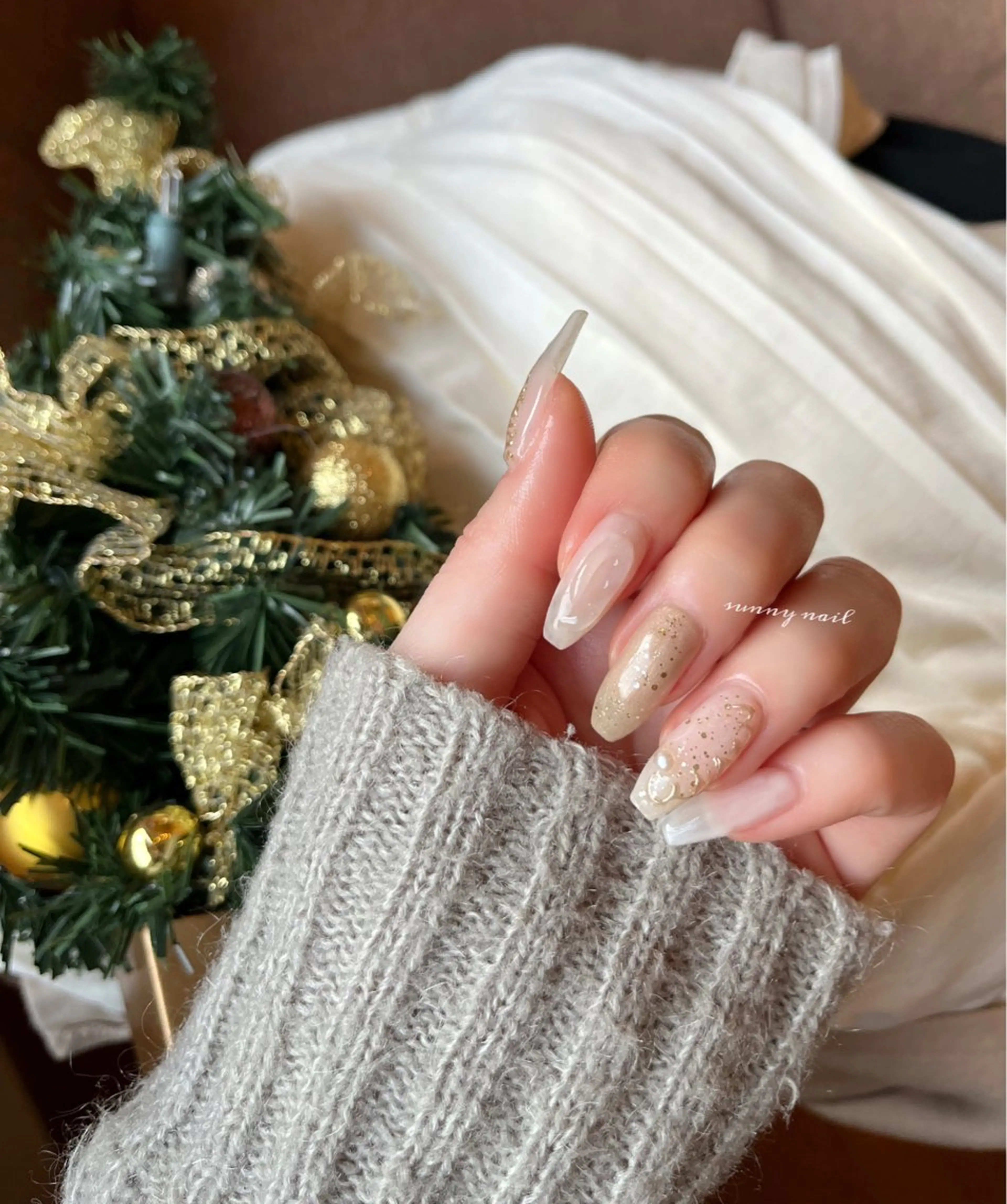 ネイル ジェルネイル ミラーネイル ニュアンスネイル パラジェル ぷっくりネイル sunny nailのネイルデザイン