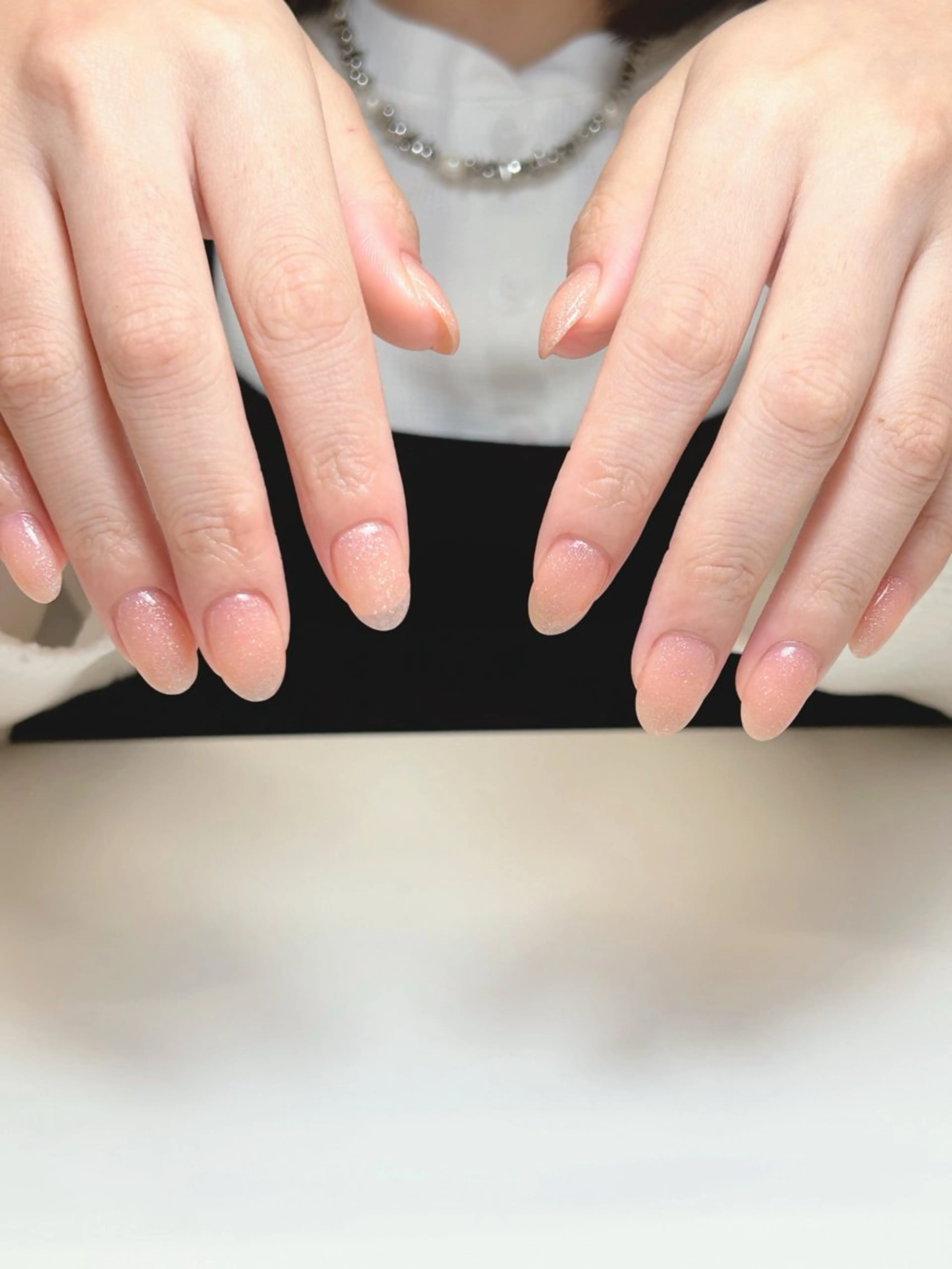 ネイル キラキラネイル ラメ(グリッター) オフィスネイル ワンカラーネイル ハンドネイル 透灯 TOUTOU所属・透灯 TOUTOU 🪄のネイルデザイン