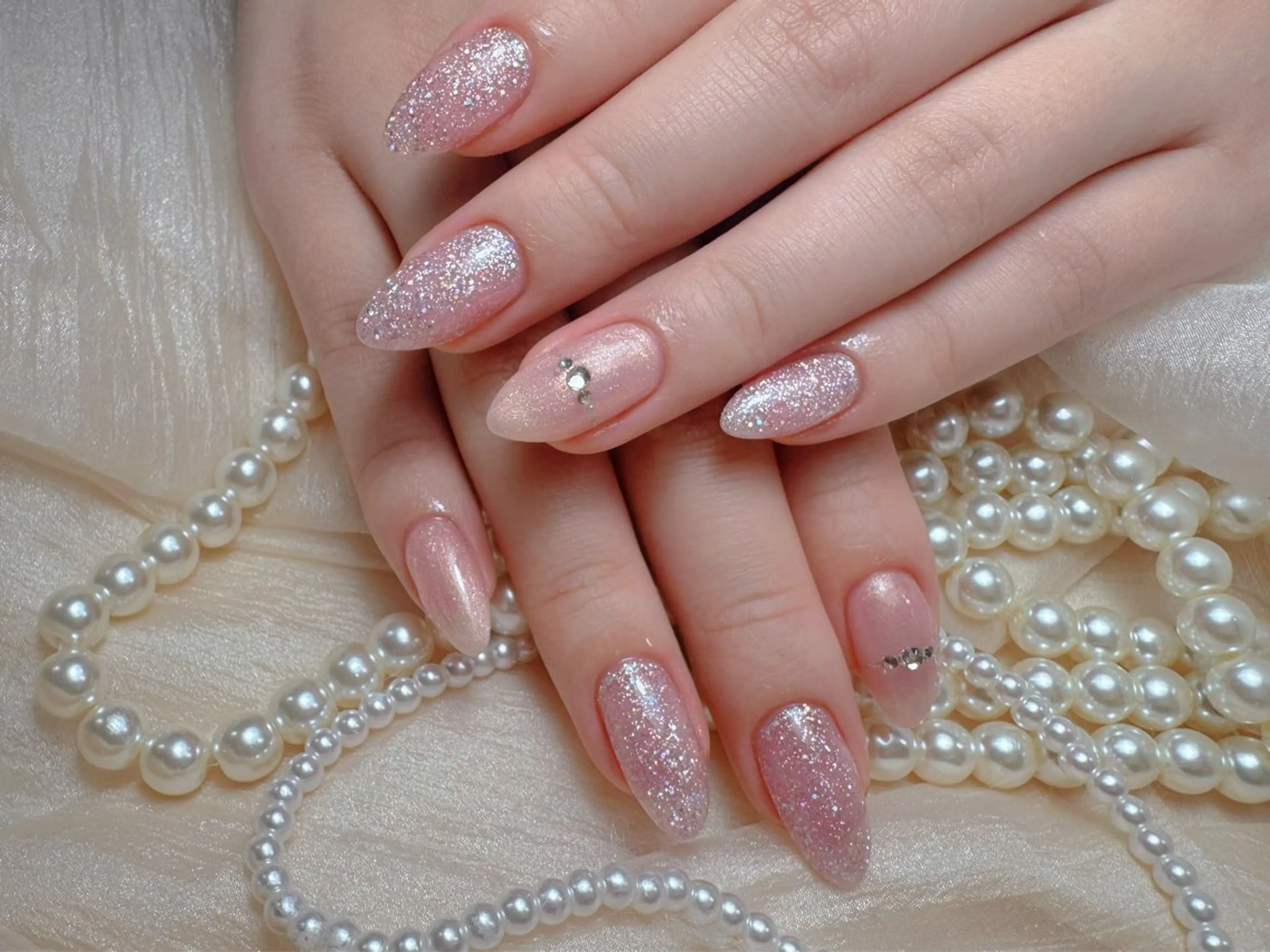 ネイル ハンドネイル マジックミラー所属・マジック ミラーのネイルデザイン