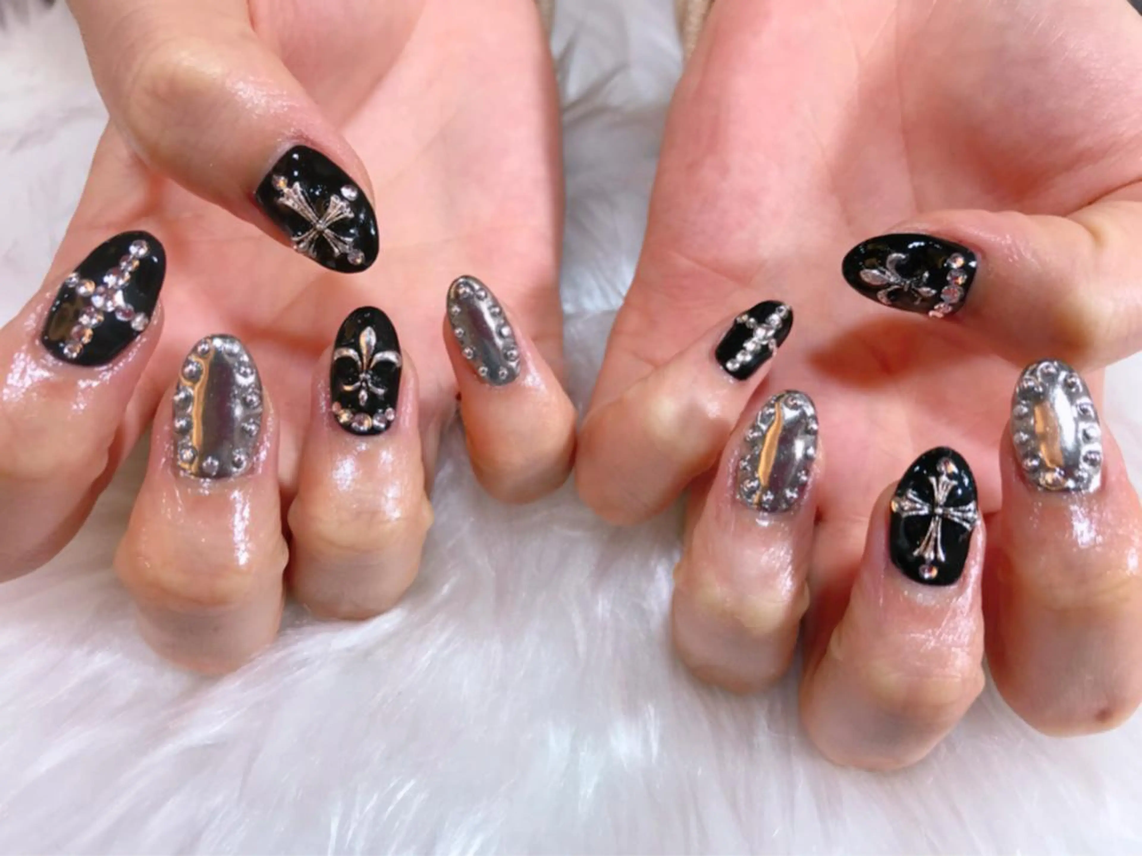 ネイル nailsalon colon所属・nailartist lisaのネイルデザイン