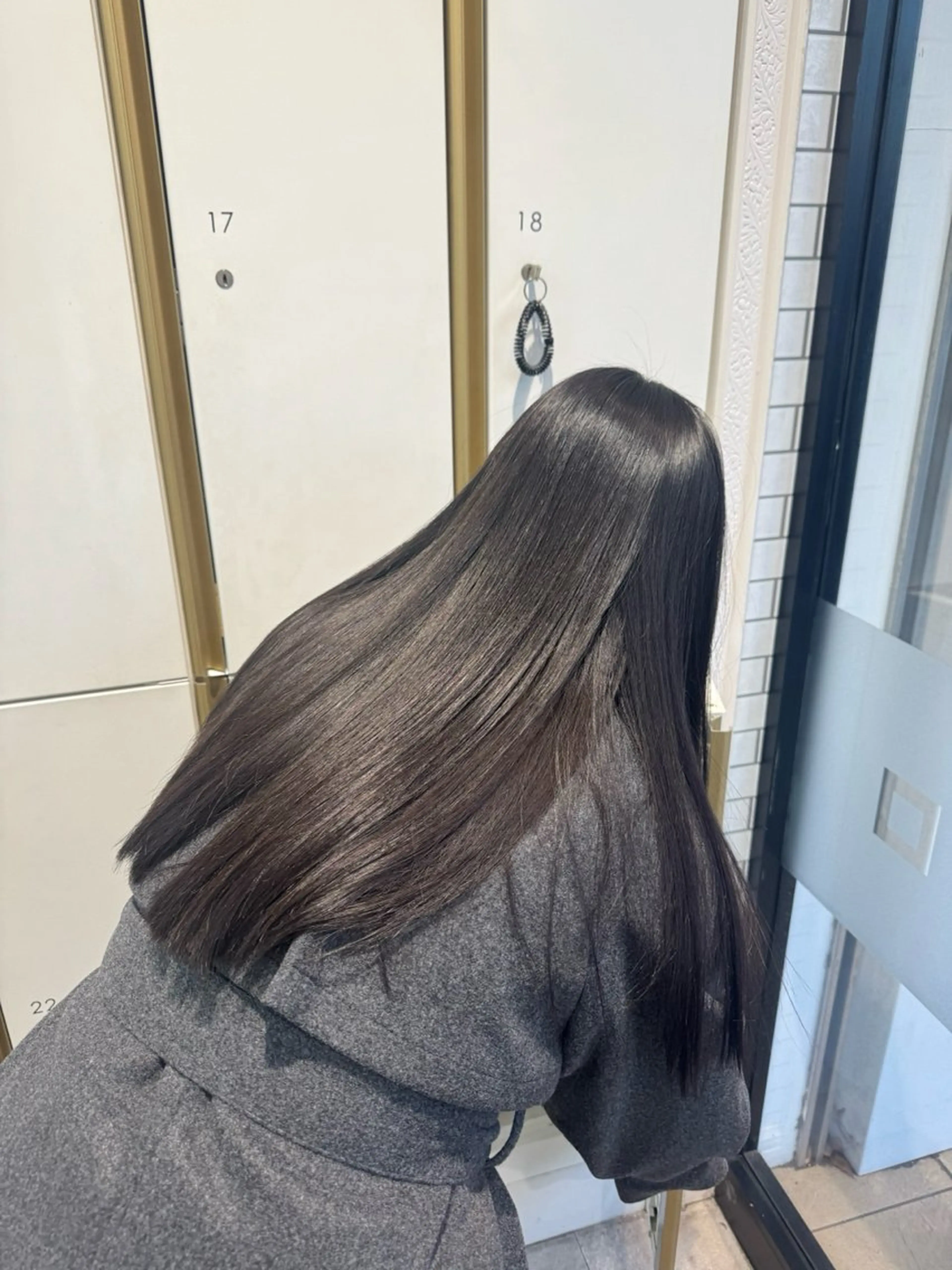 《髪質改善💫》縮毛矯正の写真