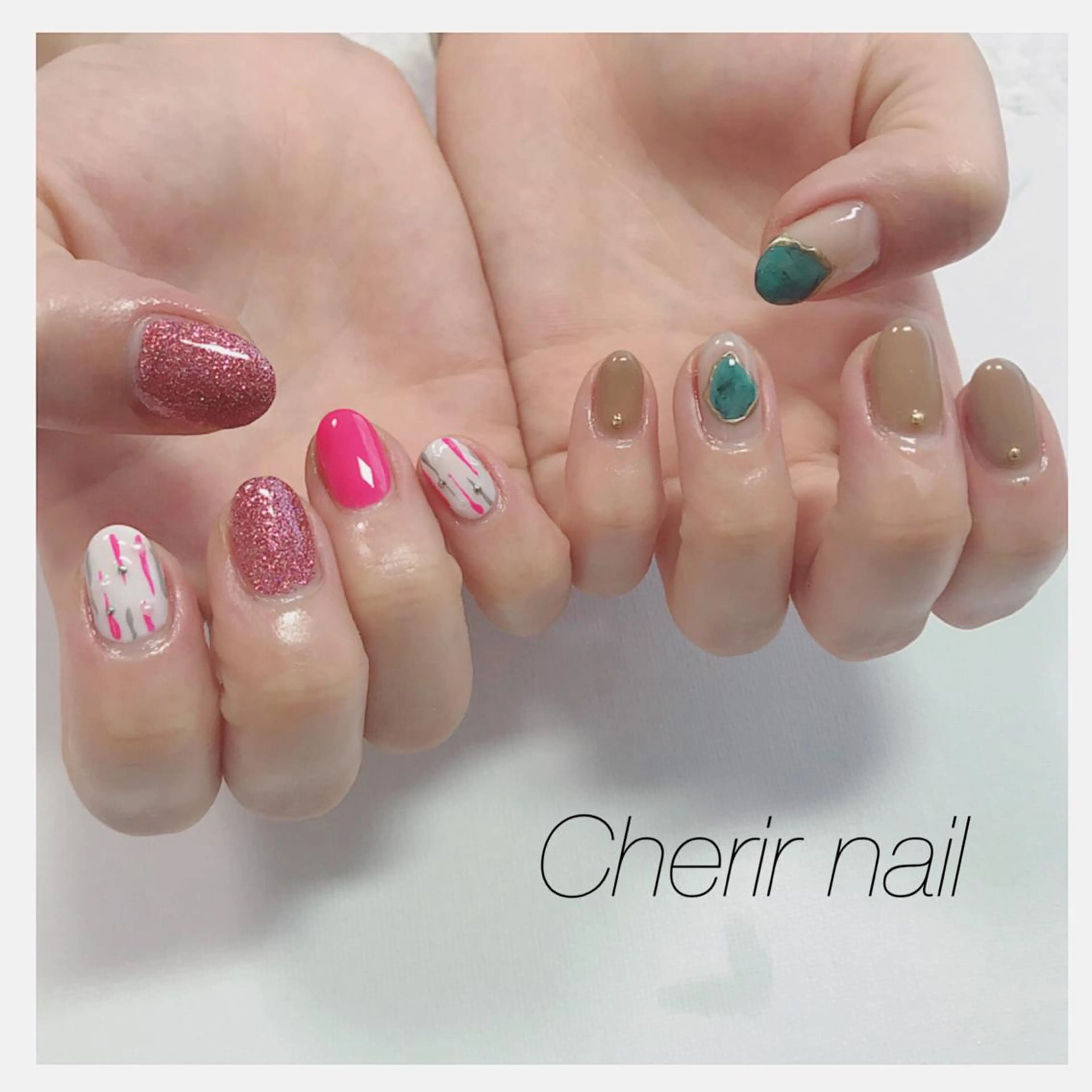 ネイル アートネイル クリアネイル ラメ(グリッター) ニュアンスネイル ワンカラーネイル Cherirnail kaoriのネイルデザイン