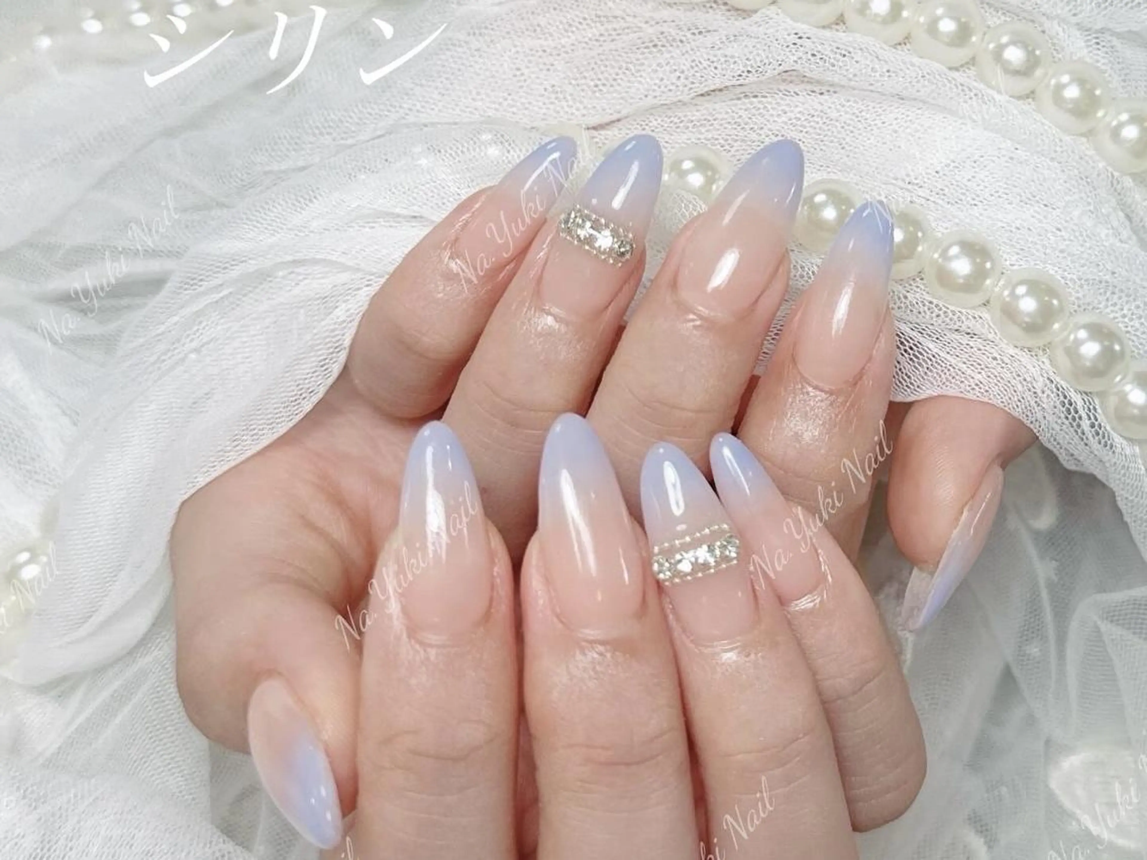 ネイル Queenie 🦋のネイルデザイン