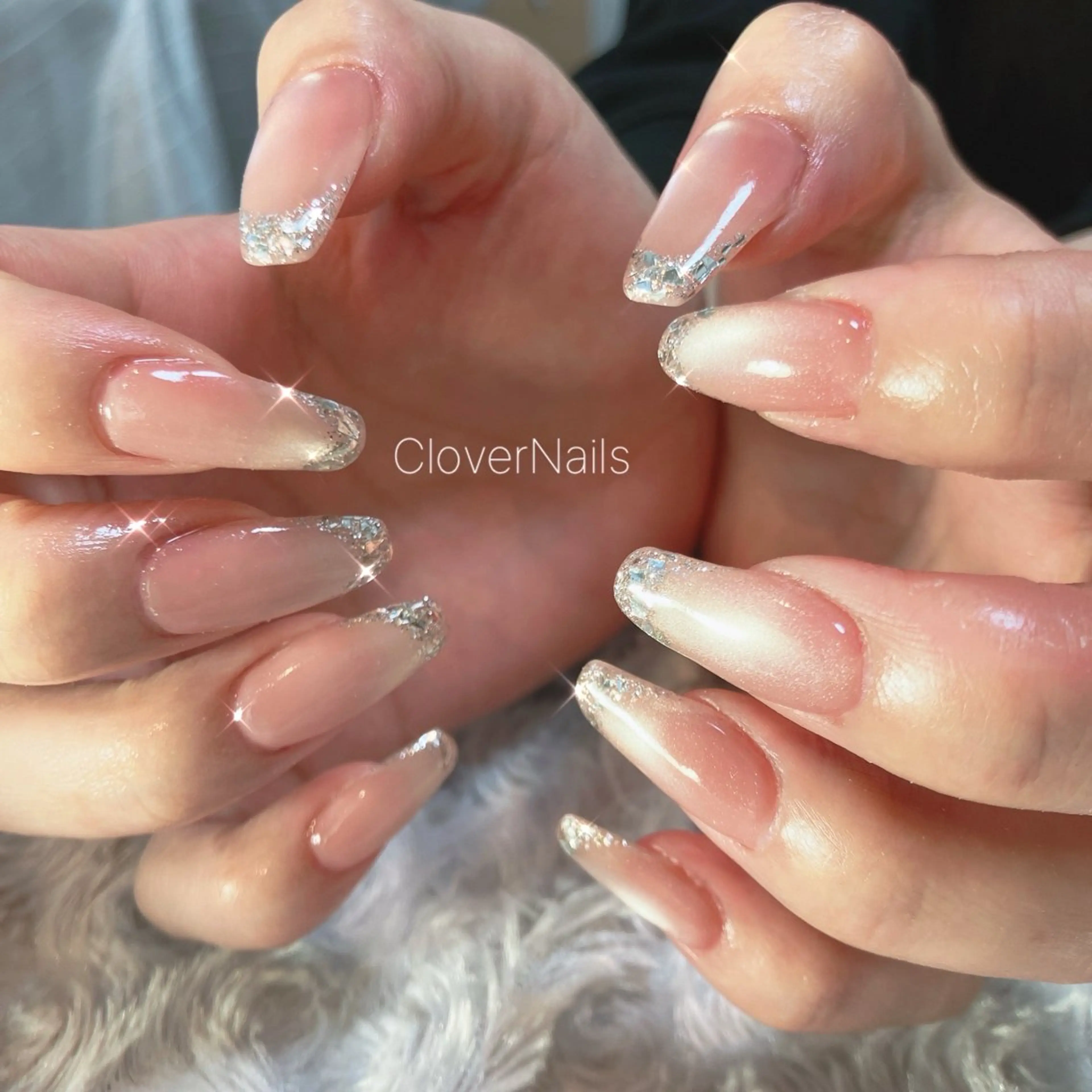 ネイル フレンチネイル ガラスフレンチ キラキラネイル ラメ(グリッター) マグネットネイル ハンドネイル 自宅ネイルサロン クロバーネイルのネイルデザイン
