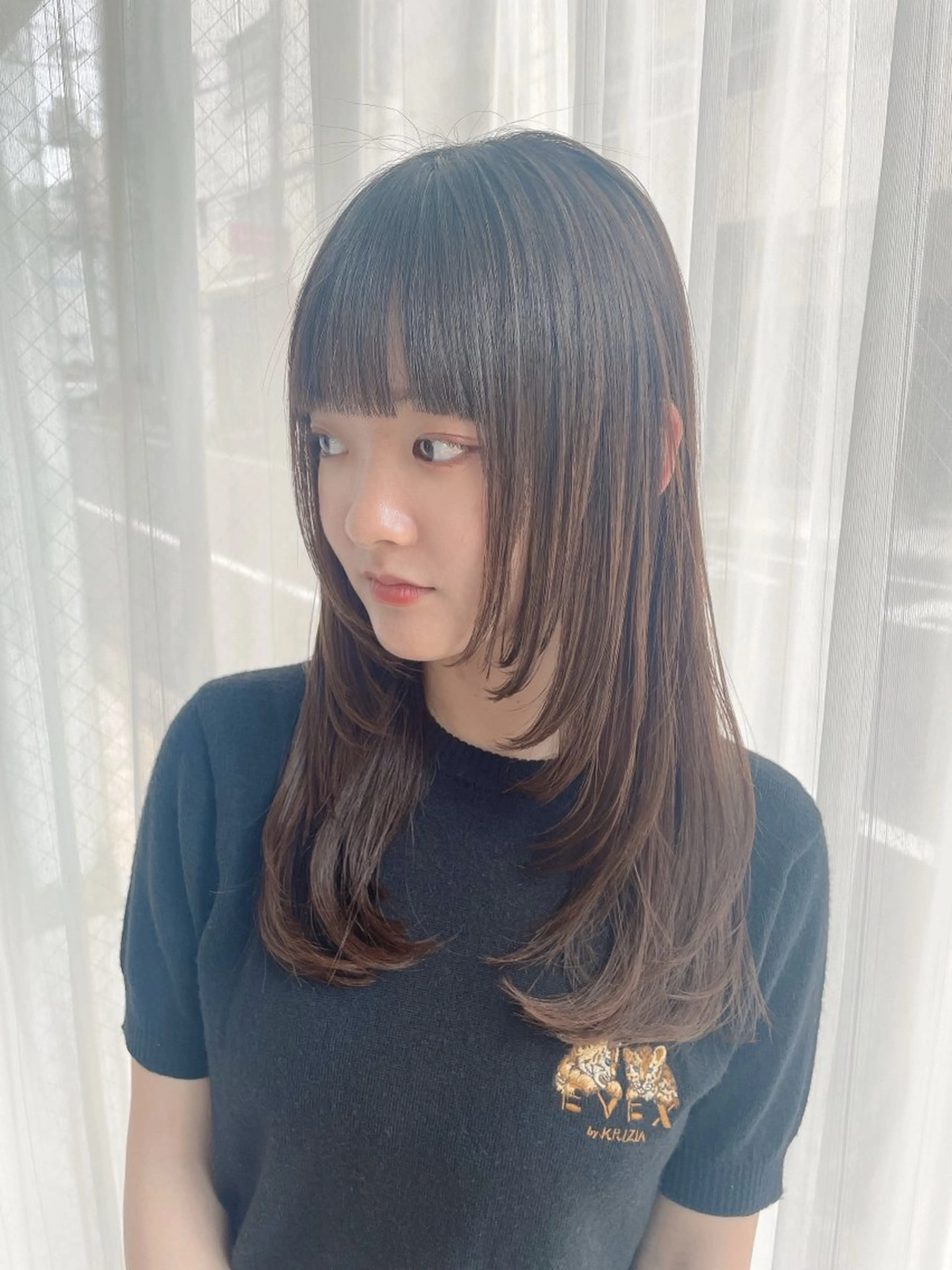 ロング レイヤーカット 🩵loa/ akane🩷のマツエク・マツパデザイン