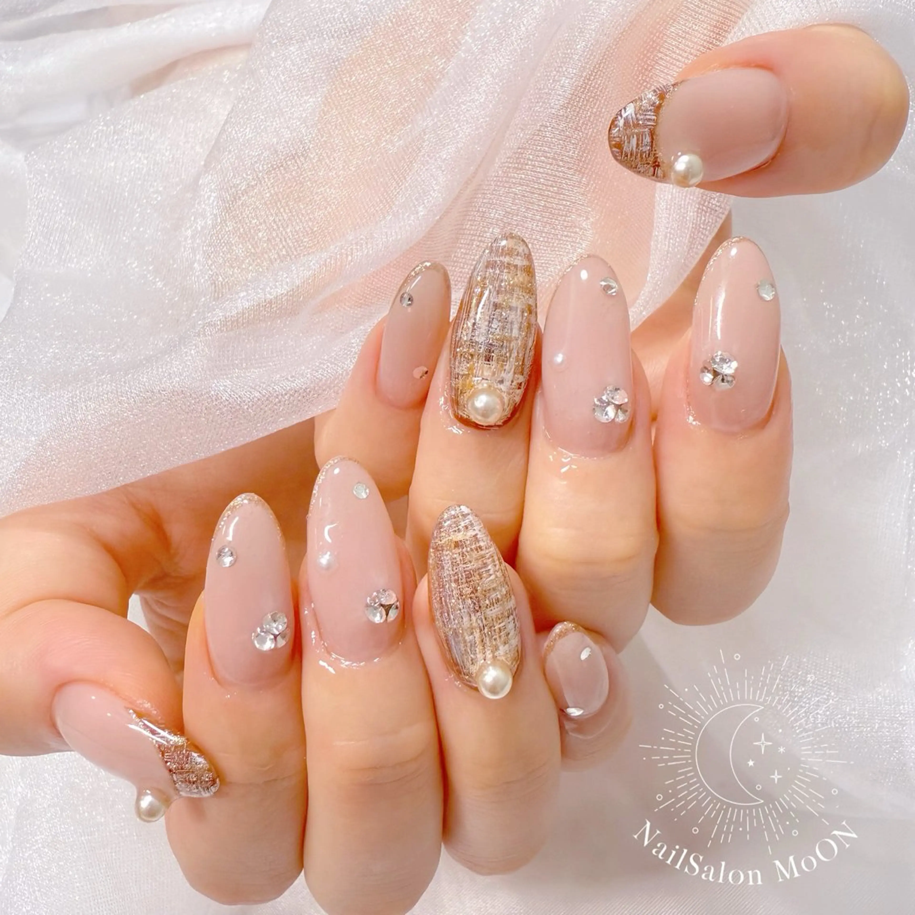 ネイル MoON...❤︎ MeGuのネイルデザイン