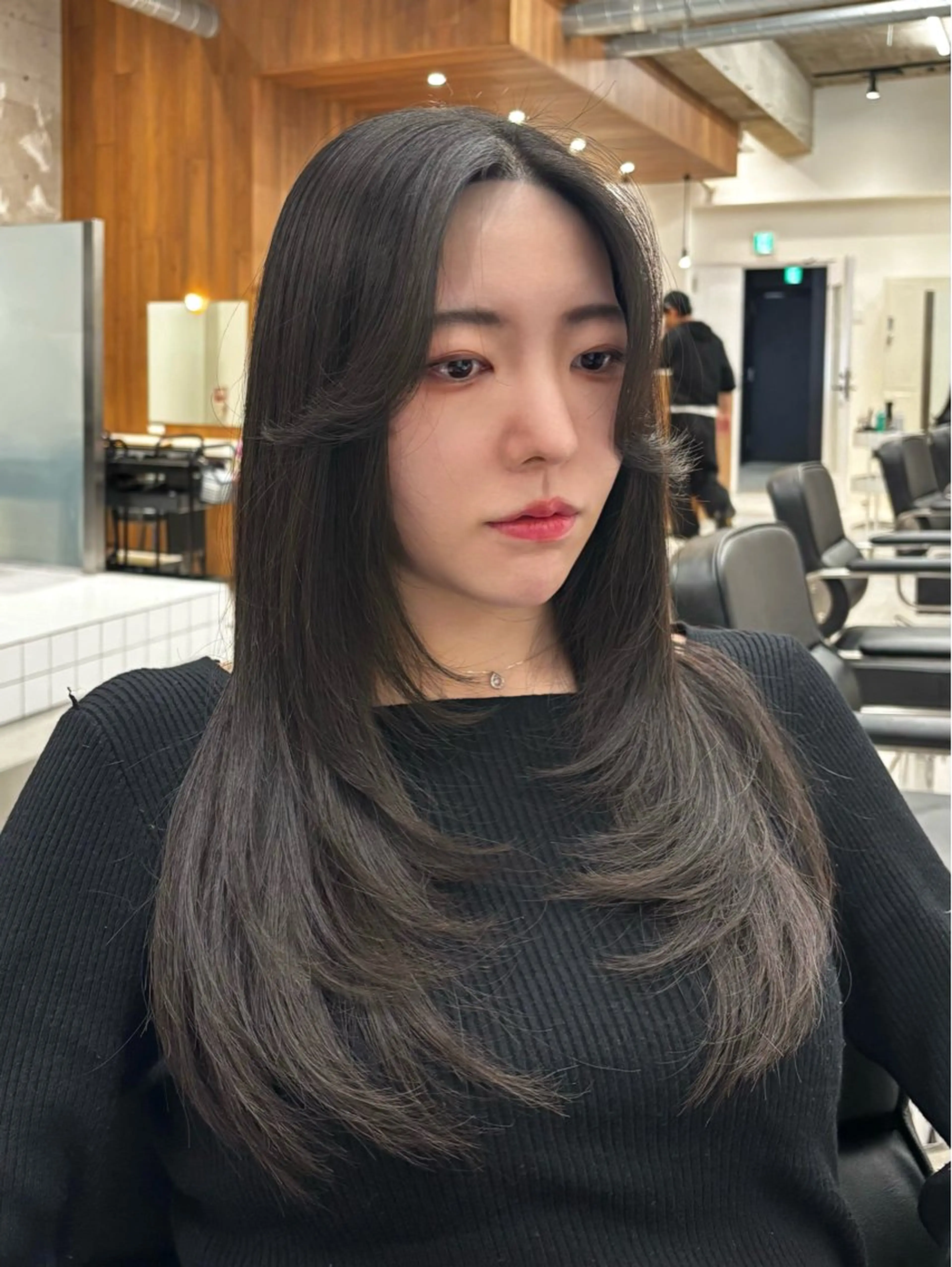 ロング カラー ハイレイヤー 韓国風ヘア レイヤーカット カット ヘアカラー トリートメント うる艶カラー ✨🧸KOTAROのヘアスタイル