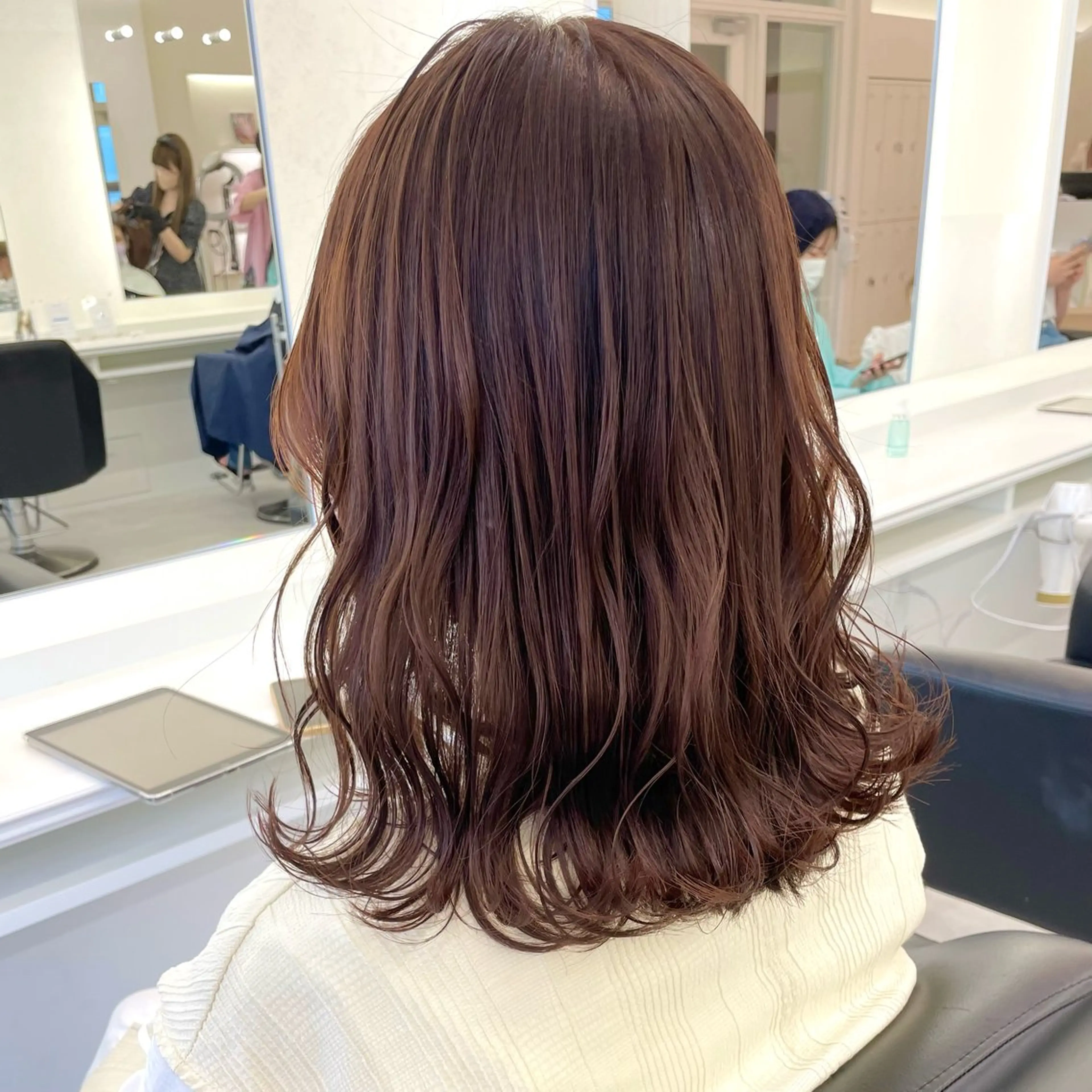 ミディアム カラー ピンクカラー ParveMix いしいまお🌼のヘアスタイル