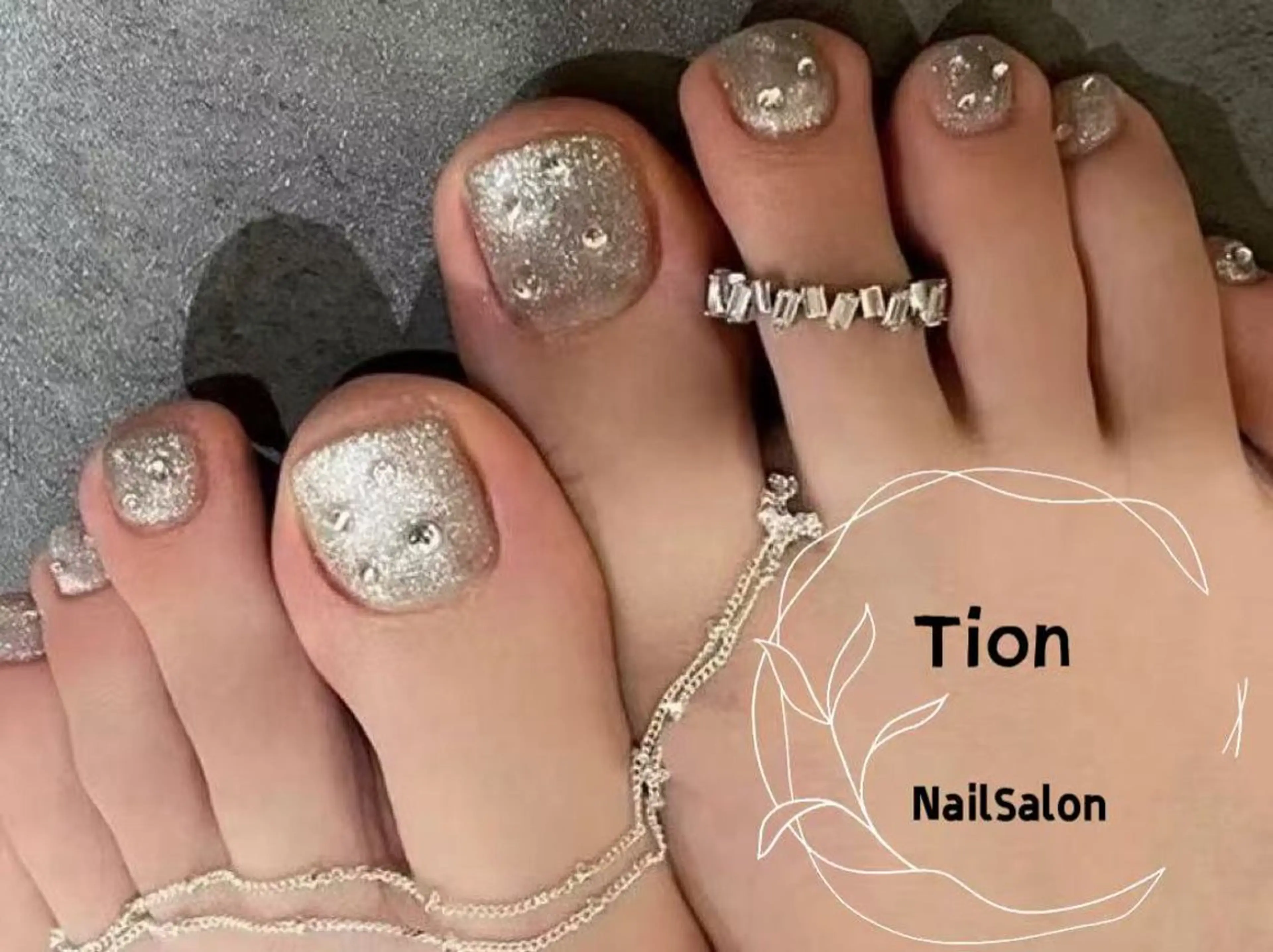 ネイル チークネイル 長さ出し フットネイル フレンチネイル ジェルネイル Nailsalon Tion武蔵小杉店のネイルデザイン