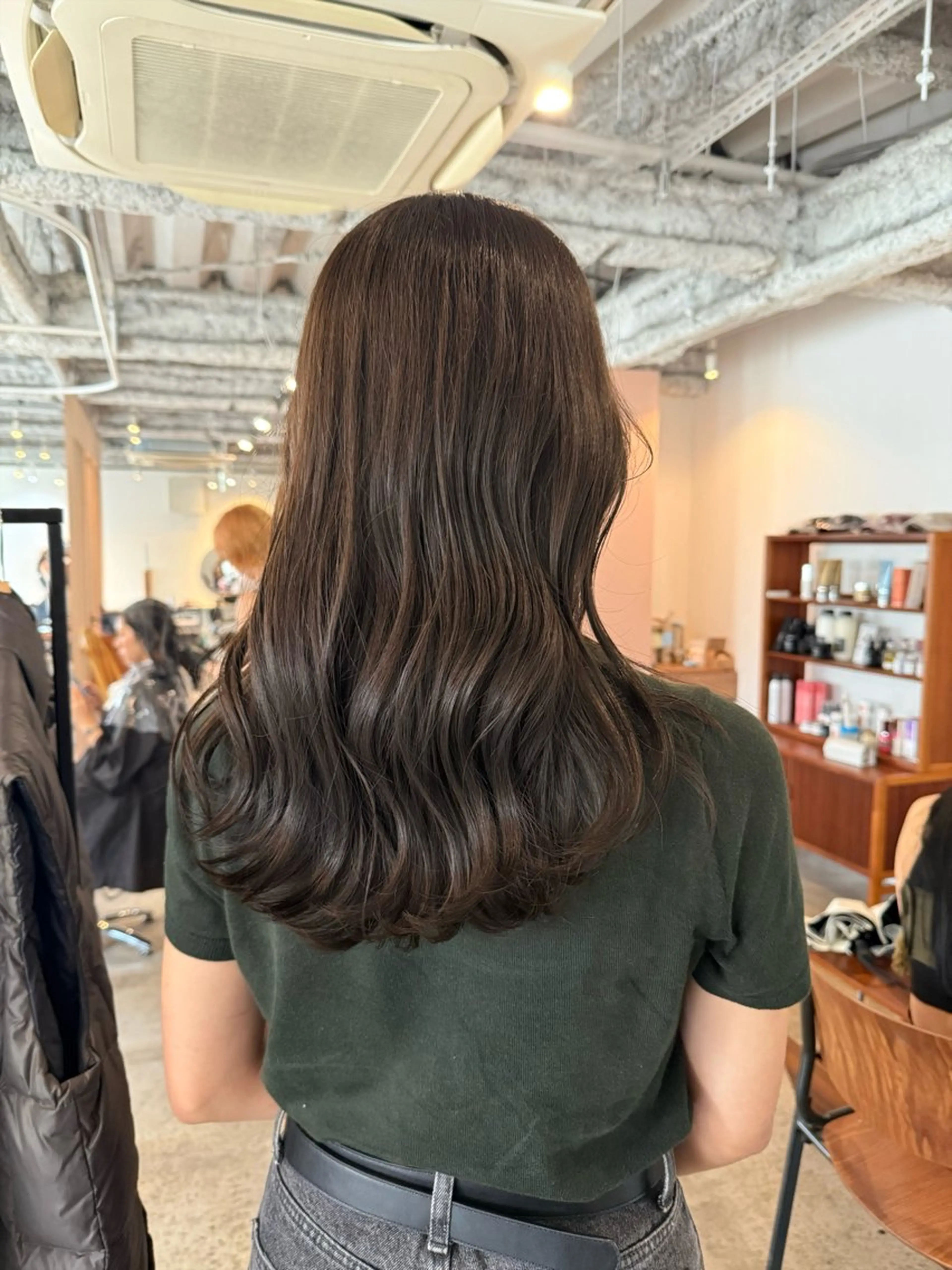 ロング カラー ヘアアレンジ ブリーチ グレージュ ブリーチなしカラー カット ヘアカラー トリートメント REONA🪽✨薬院 レイヤーカット🫧のヘアスタイル