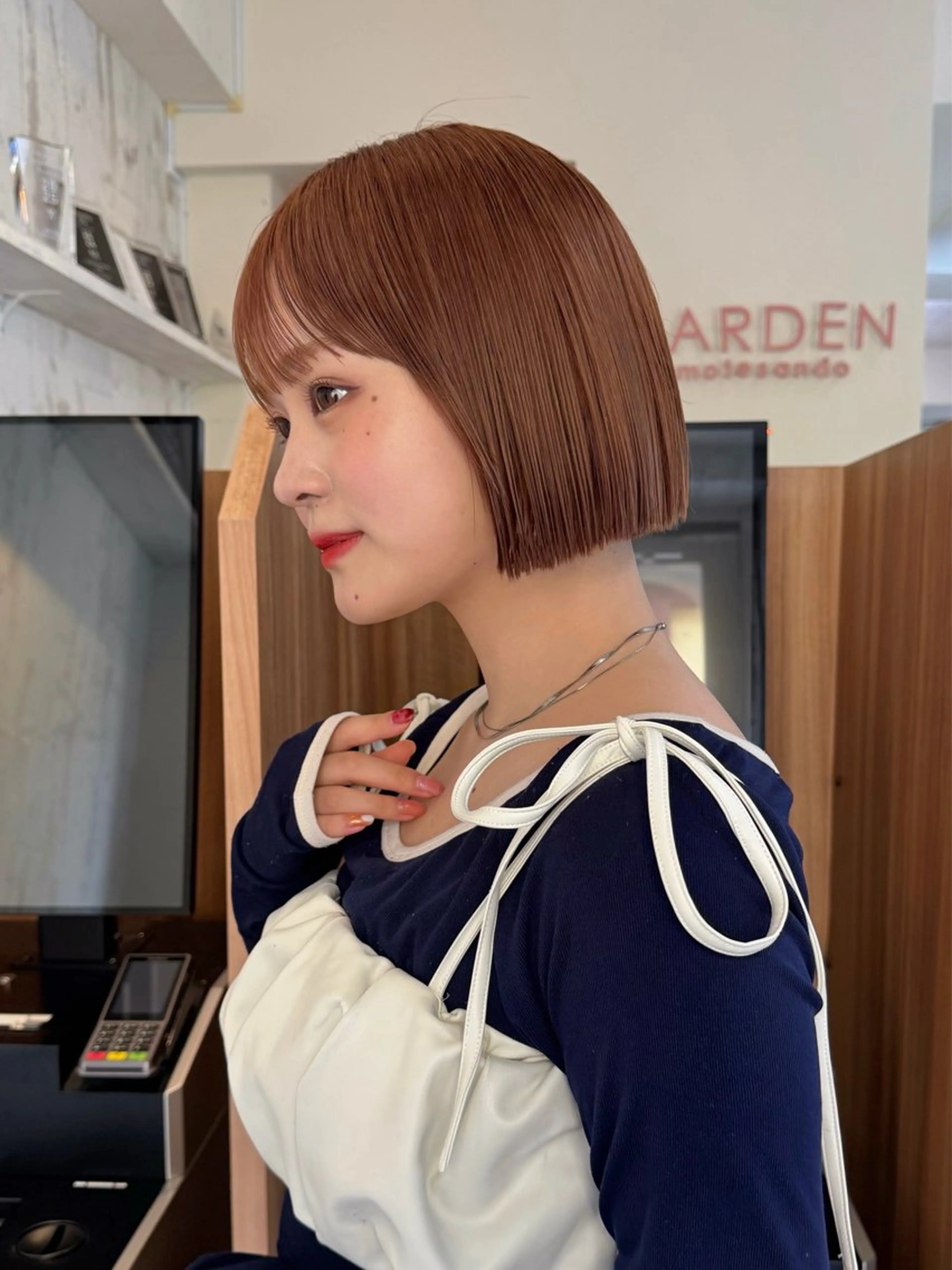 ショート カラー カット ヘアカラー トリートメント ボブ/レイヤー/ グレージュ/moyuのヘアスタイル