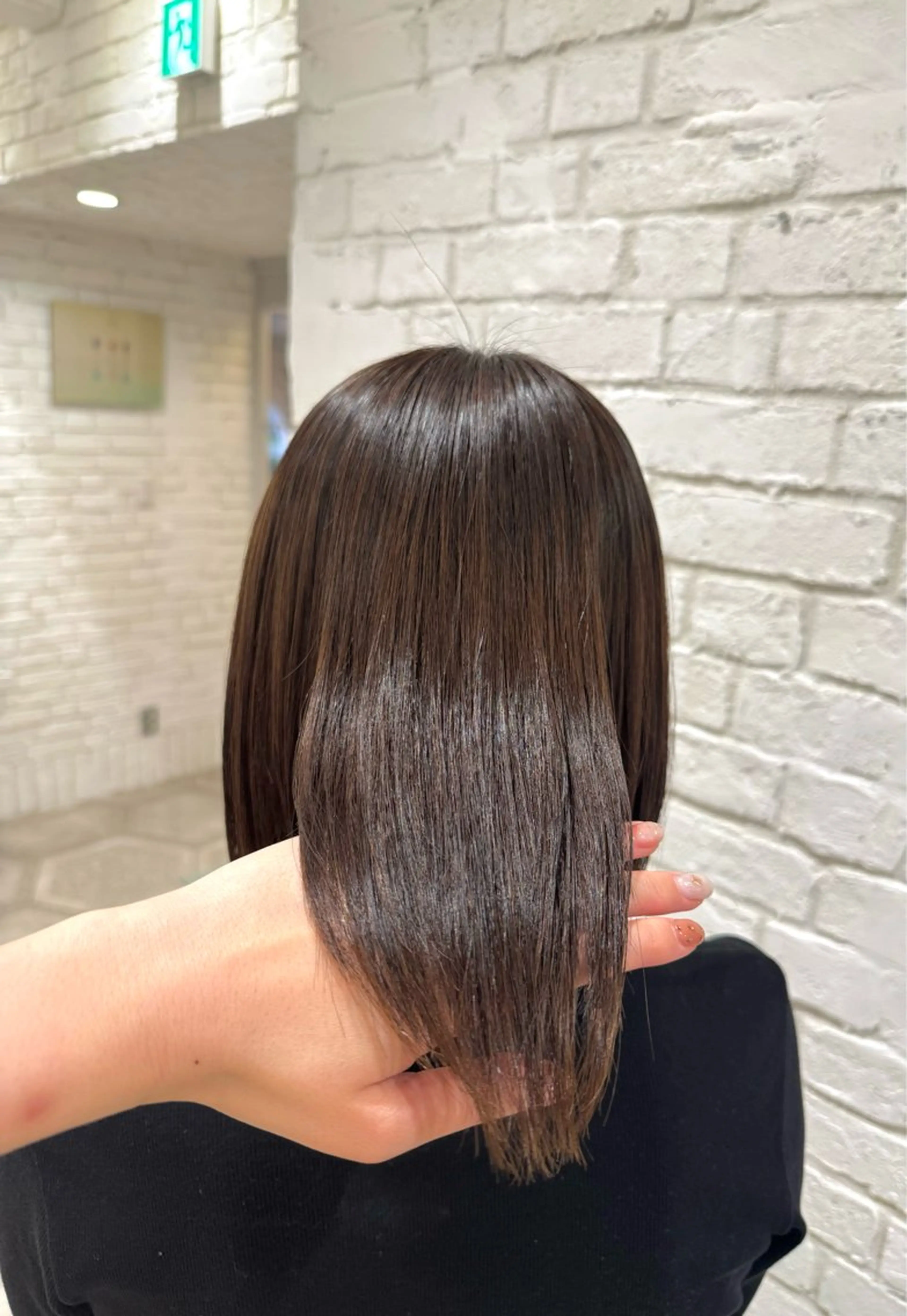 ミディアム トリートメント 酸性ストレート カット 縮毛矯正 堀江美容室 千晶のヘアスタイル