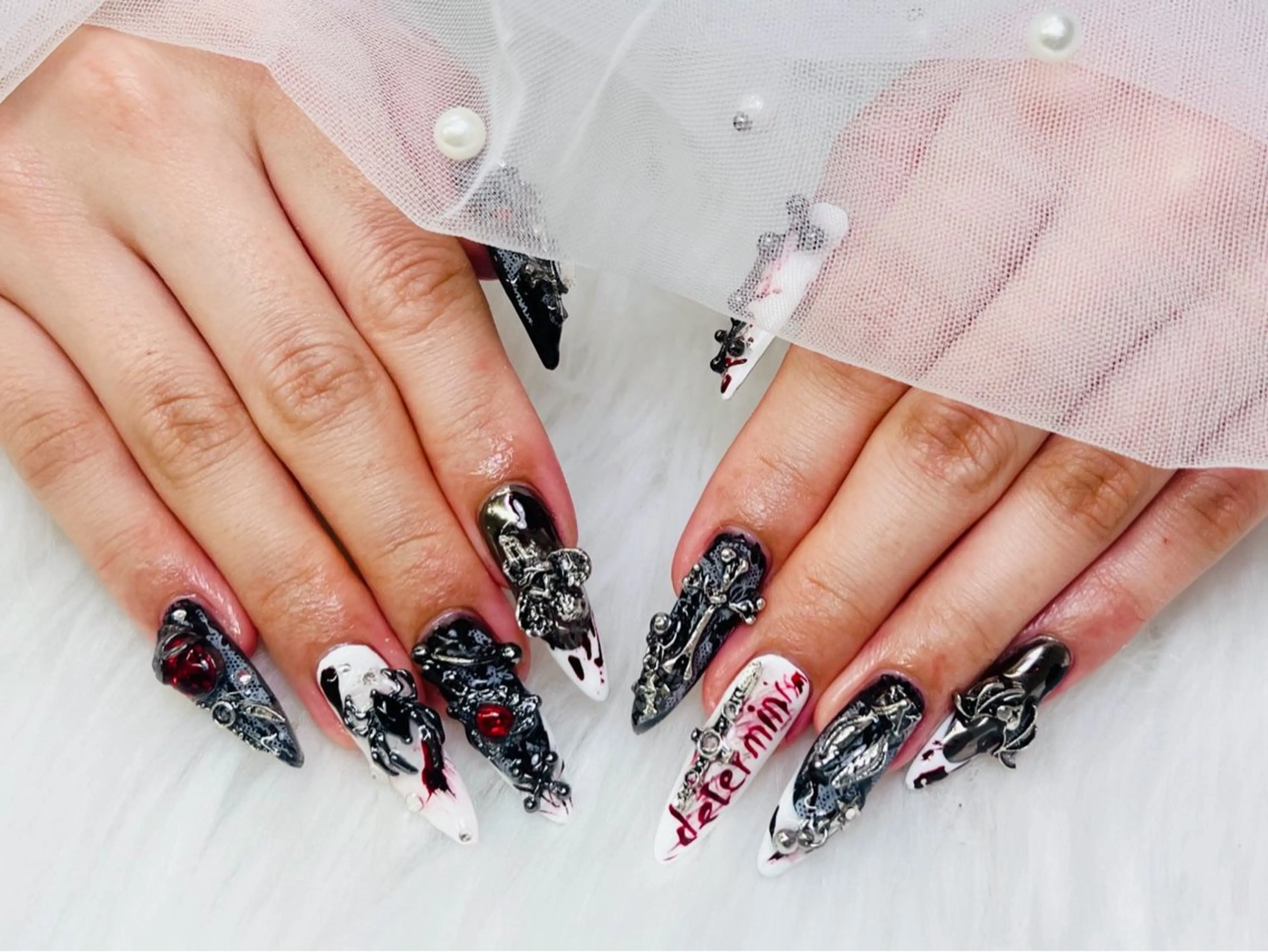 ネイル lucky nail 歌舞伎町のネイルデザイン