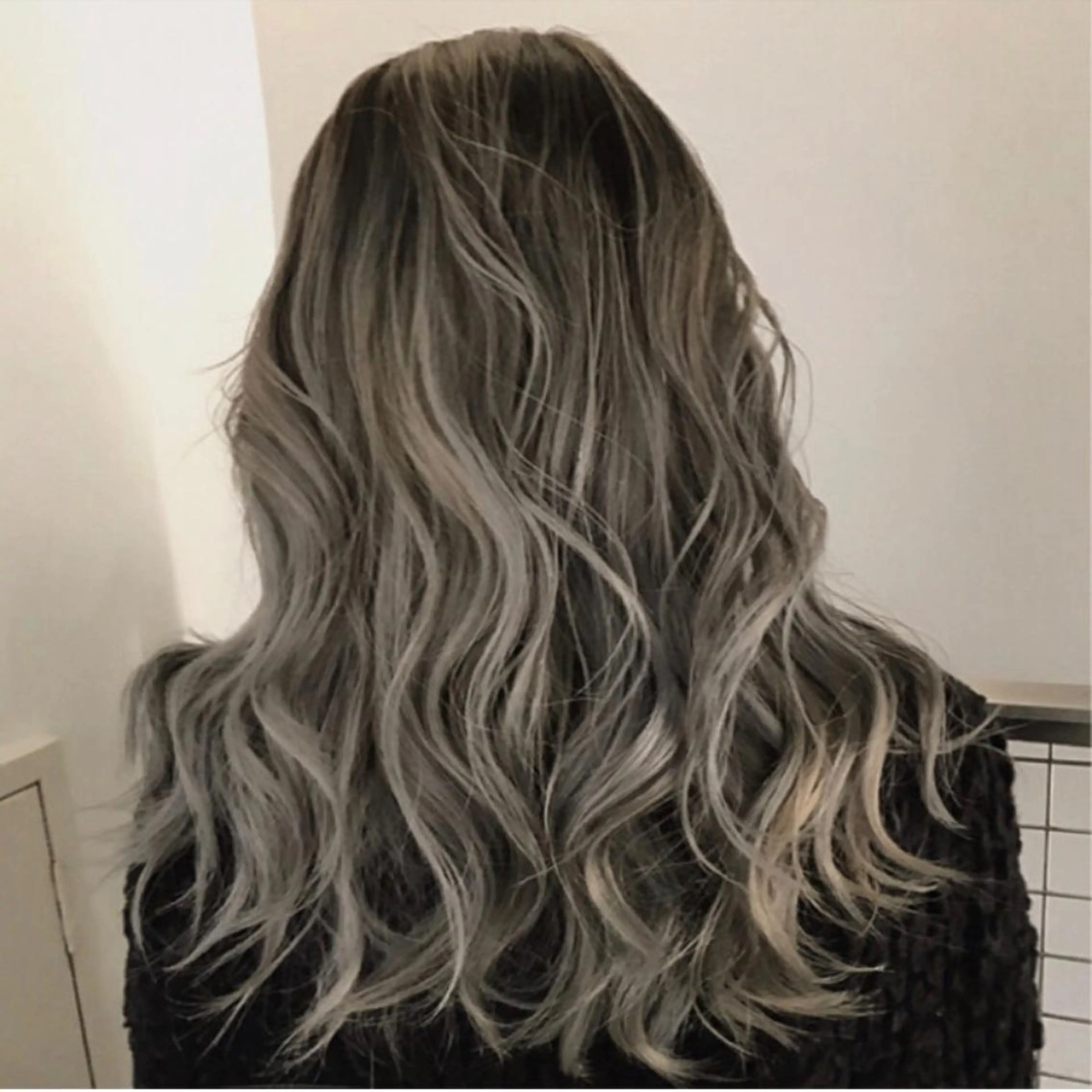 ロング ヘアカラー PARK by CREAM所属・松井那津子 /ハイライトブリーチのヘアスタイル