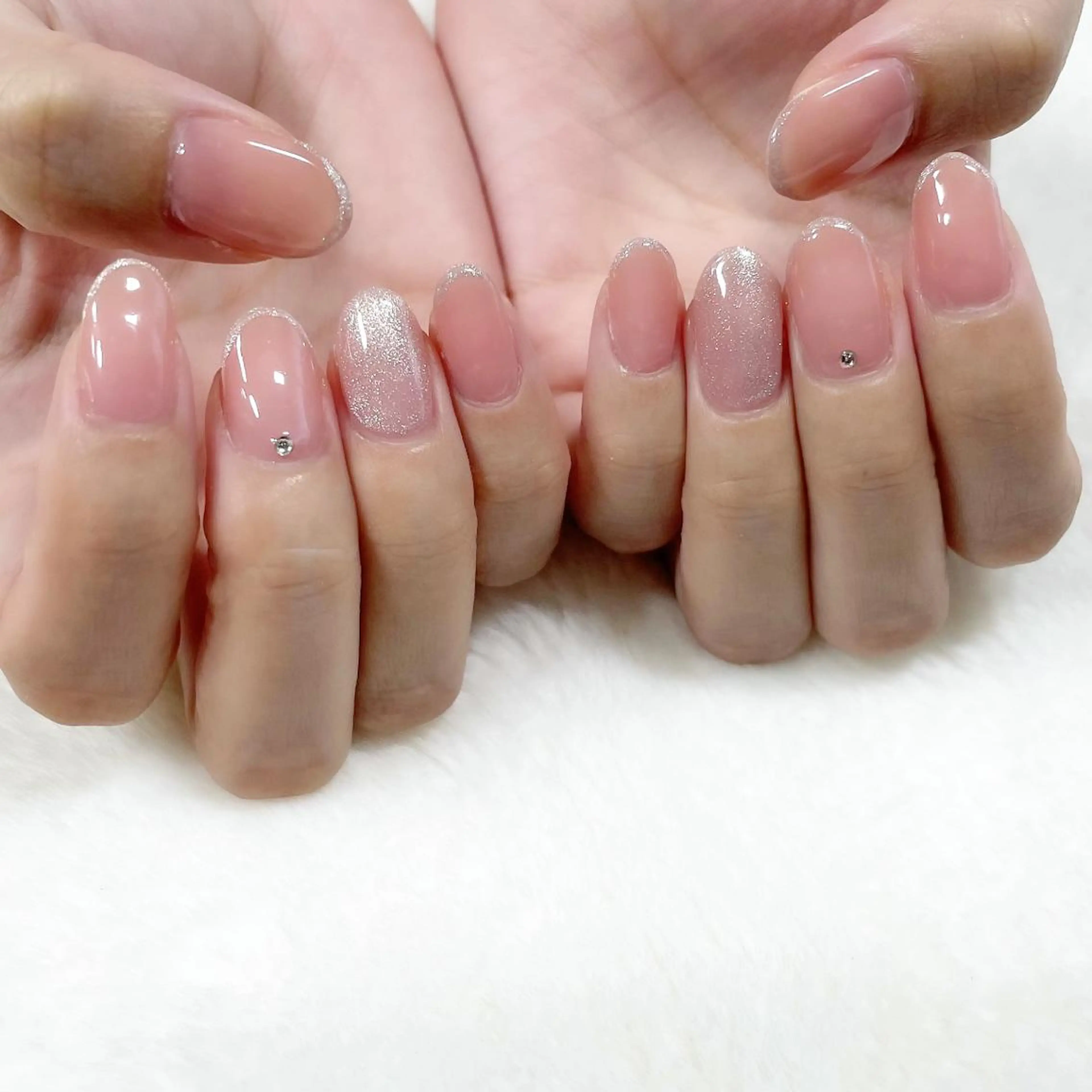 ネイル ジェルネイル シンプルネイル 東 千夏のネイルデザイン