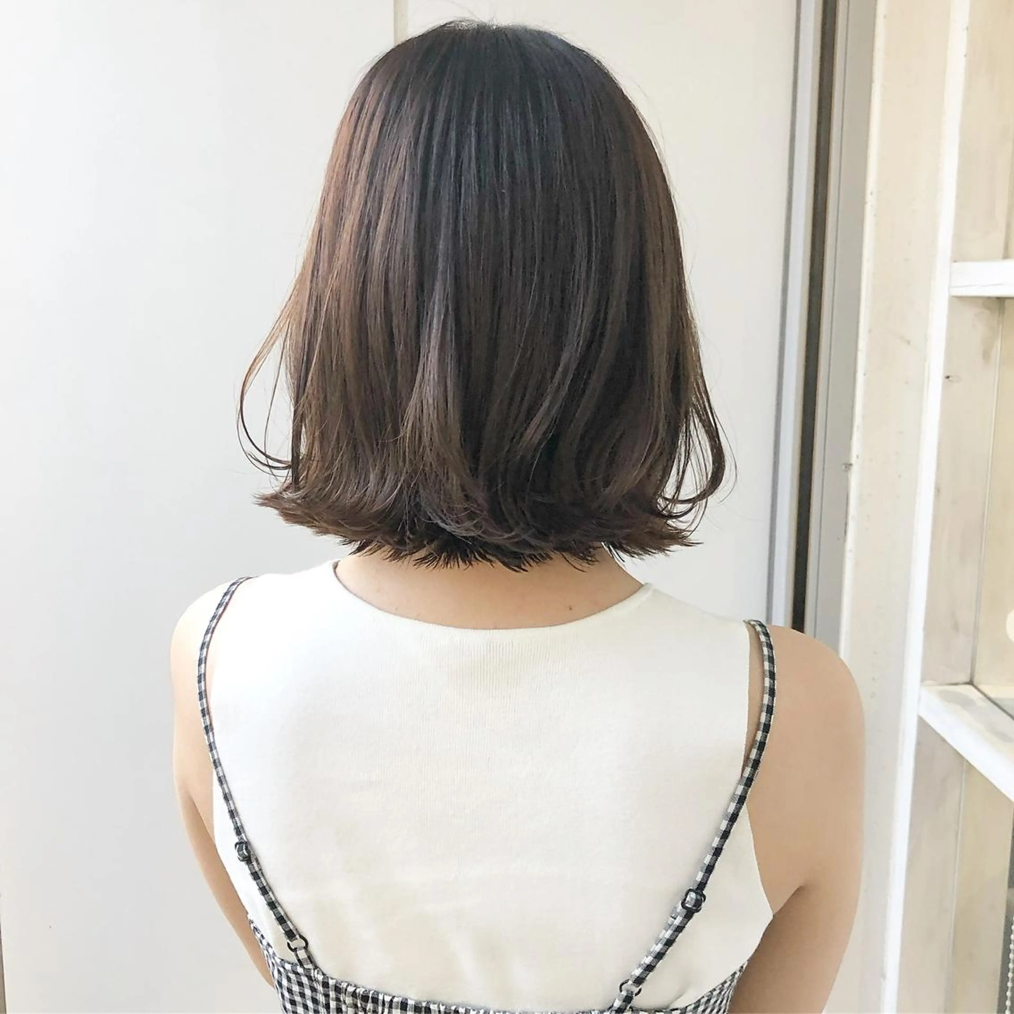 ミディアム カラー 榎園 由美のヘアスタイル