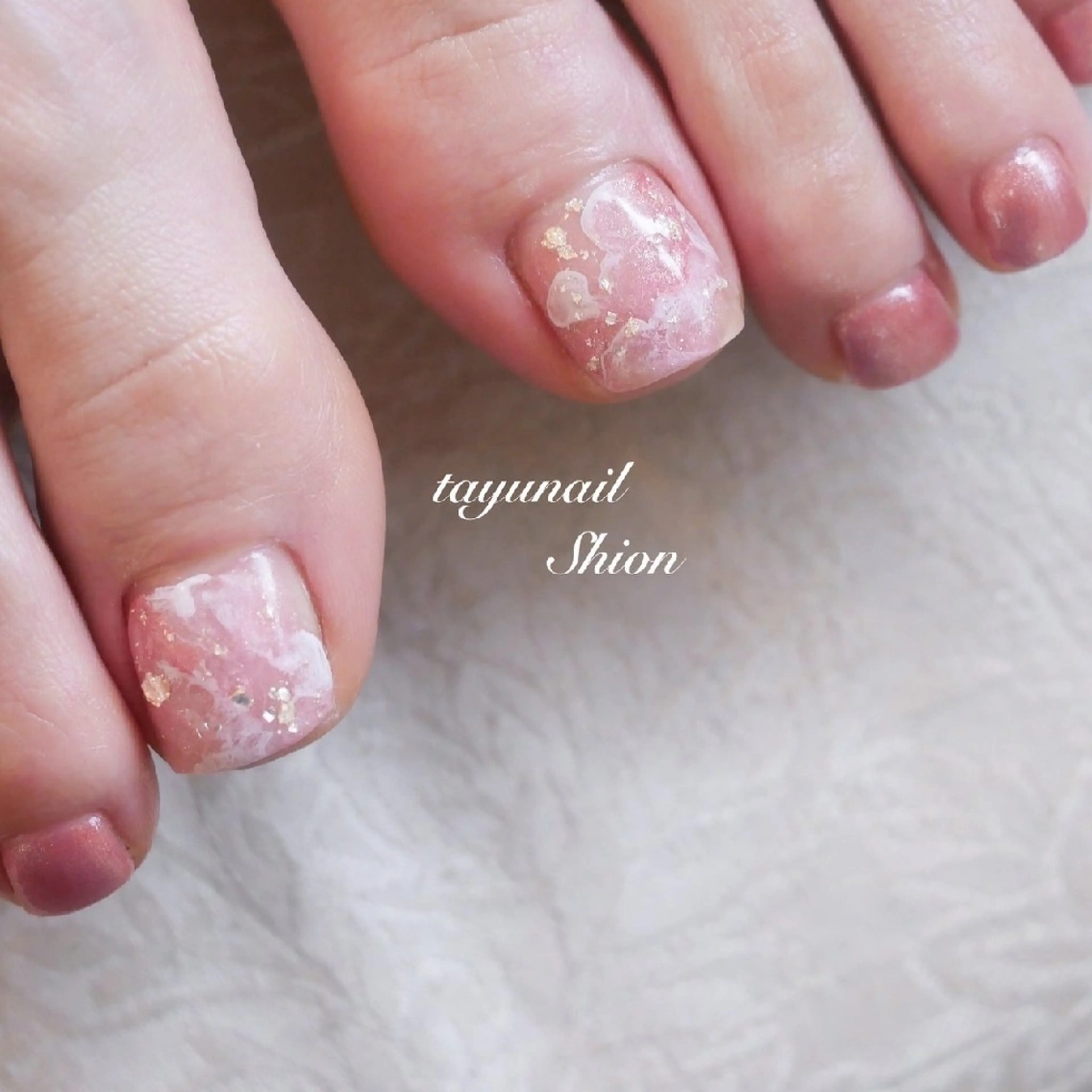 ネイル フットネイル ジェルネイル ニュアンスネイル パラジェル ピンク ネイルサロン・ネイルスクール　たゆnail所属・ネイルサロン 【たゆnail】のネイルデザイン